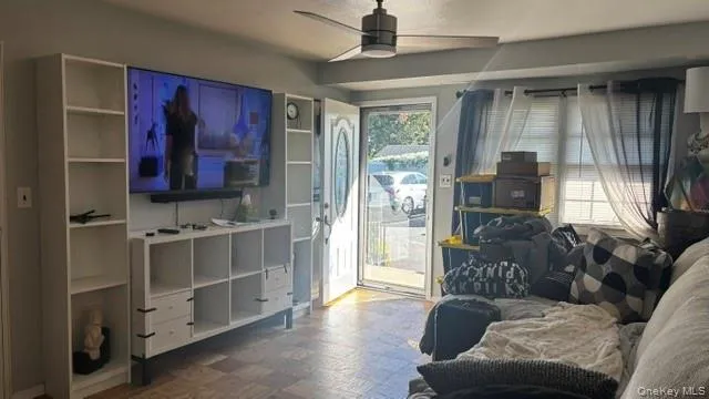 331 Mariners Way, Babylon, NY, 1 Bedroom Bedrooms, 4 Rooms Rooms,1 BathroomBathrooms,Residential,For Rent,Mariners,0,1048637 331 Mariners Way, Babylon, NY, 1 Bedroom Bedrooms, 4 Rooms Rooms,1 BathroomBathrooms,Residential,For Rent,Mariners,0,1048637