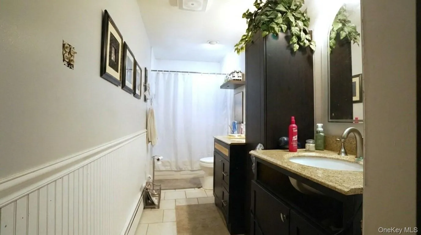 254 Auborn Avenue, Brookhaven, NY, 3 Bedrooms Bedrooms, 7 Rooms Rooms,1 BathroomBathrooms,Residential,For Rent,Auborn,0,1048640 254 Auborn Avenue, Brookhaven, NY, 3 Bedrooms Bedrooms, 7 Rooms Rooms,1 BathroomBathrooms,Residential,For Rent,Auborn,0,1048640