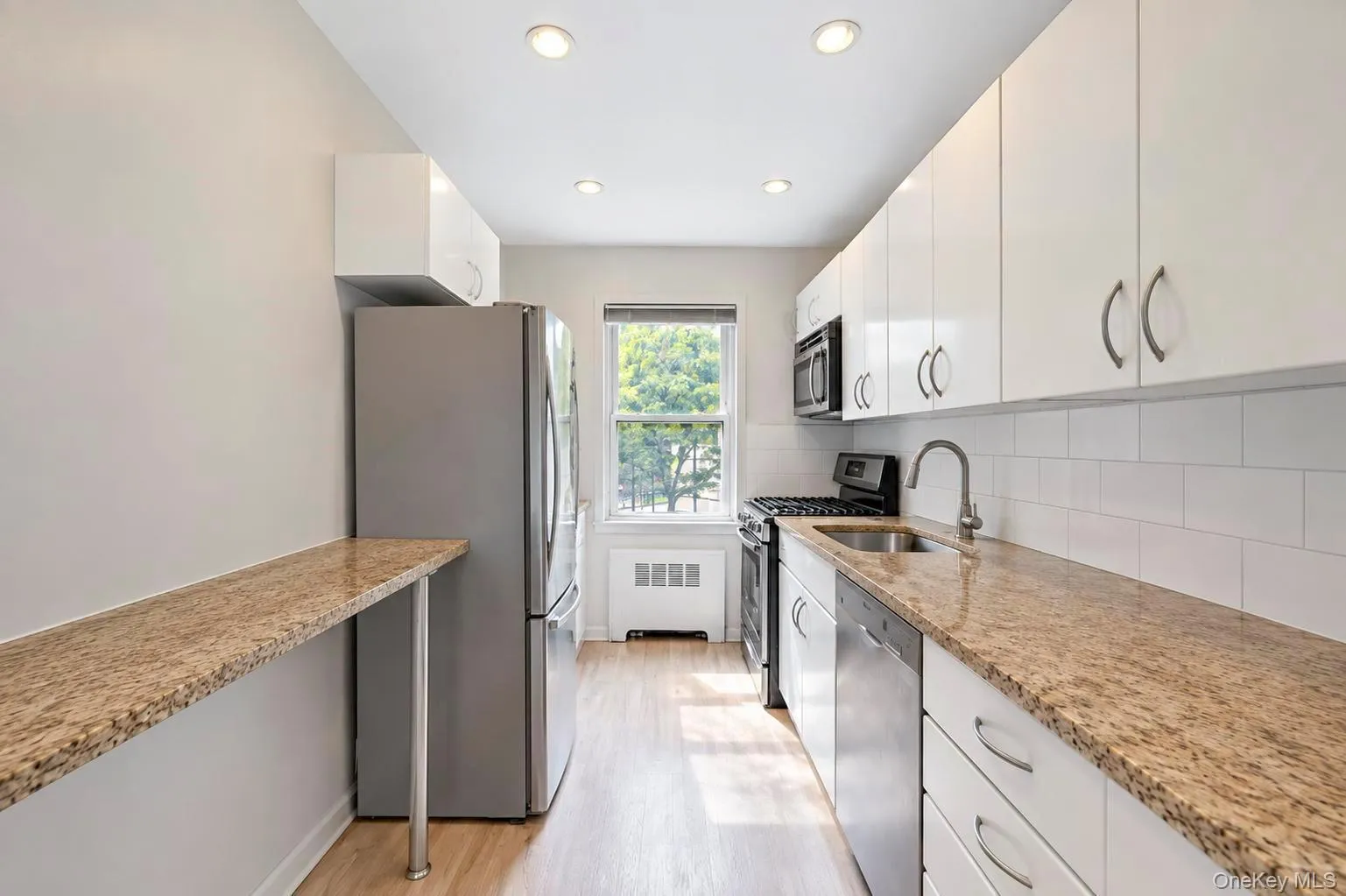 71-68 252nd Street, New York, NY, 1 Bedroom Bedrooms, 4 Rooms Rooms,1 BathroomBathrooms,Residential,For Rent,252nd,0,1048641 71-68 252nd Street, New York, NY, 1 Bedroom Bedrooms, 4 Rooms Rooms,1 BathroomBathrooms,Residential,For Rent,252nd,0,1048641