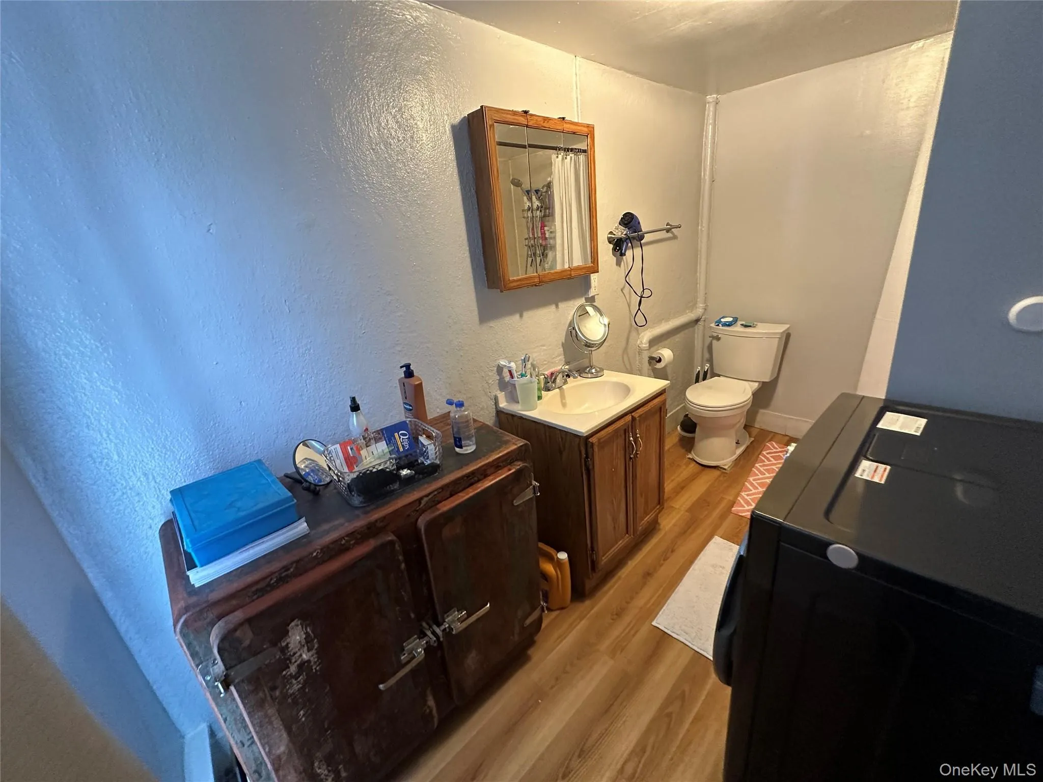 118A #3 Main Street, Orangetown, NY, 2 Bedrooms Bedrooms, 5 Rooms Rooms,1 BathroomBathrooms,Residential Lease,For Rent,Main,0,1048642 118A #3 Main Street, Orangetown, NY, 2 Bedrooms Bedrooms, 5 Rooms Rooms,1 BathroomBathrooms,Residential Lease,For Rent,Main,0,1048642