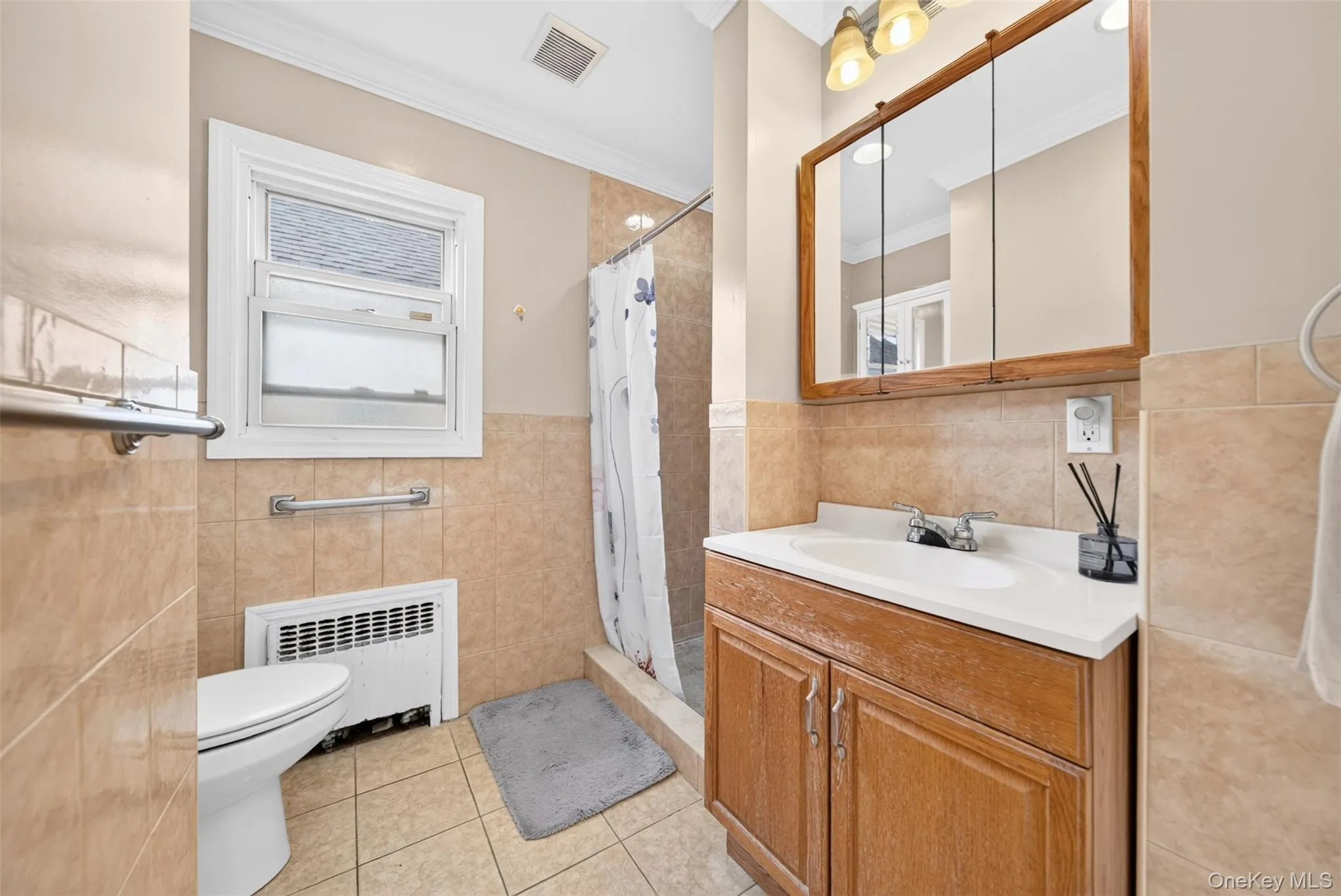 69 Stewart Avenue, Hempstead, NY, 3 Bedrooms Bedrooms, 6 Rooms Rooms,3 BathroomsBathrooms,Residential,For Rent,Stewart,0,1048644 69 Stewart Avenue, Hempstead, NY, 3 Bedrooms Bedrooms, 6 Rooms Rooms,3 BathroomsBathrooms,Residential,For Rent,Stewart,0,1048644