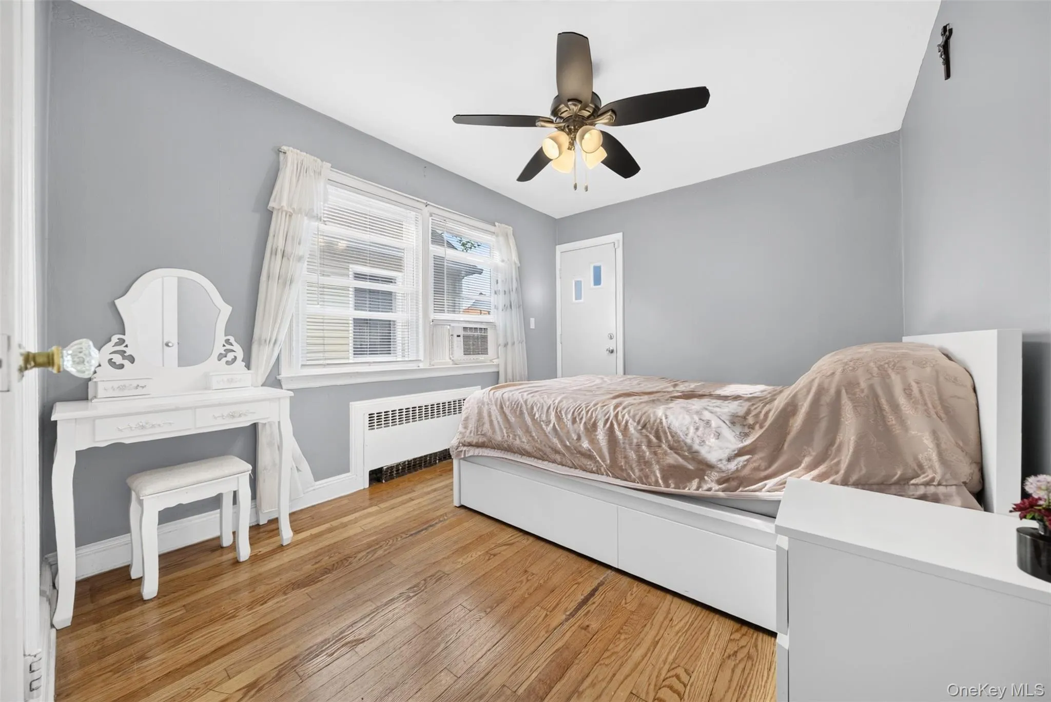 69 Stewart Avenue, Hempstead, NY, 3 Bedrooms Bedrooms, 6 Rooms Rooms,3 BathroomsBathrooms,Residential,For Rent,Stewart,0,1048644 69 Stewart Avenue, Hempstead, NY, 3 Bedrooms Bedrooms, 6 Rooms Rooms,3 BathroomsBathrooms,Residential,For Rent,Stewart,0,1048644