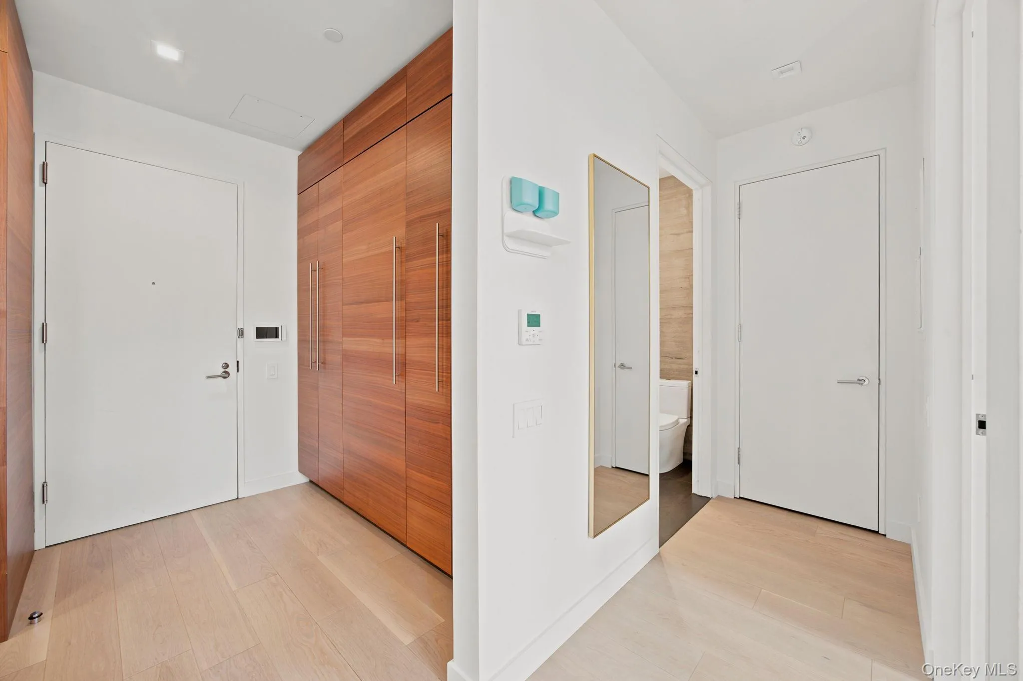 21-21 31st Street, New York, NY, 1 Bedroom Bedrooms, 3 Rooms Rooms,1 BathroomBathrooms,Residential,For Rent,31st,0,1048647 21-21 31st Street, New York, NY, 1 Bedroom Bedrooms, 3 Rooms Rooms,1 BathroomBathrooms,Residential,For Rent,31st,0,1048647