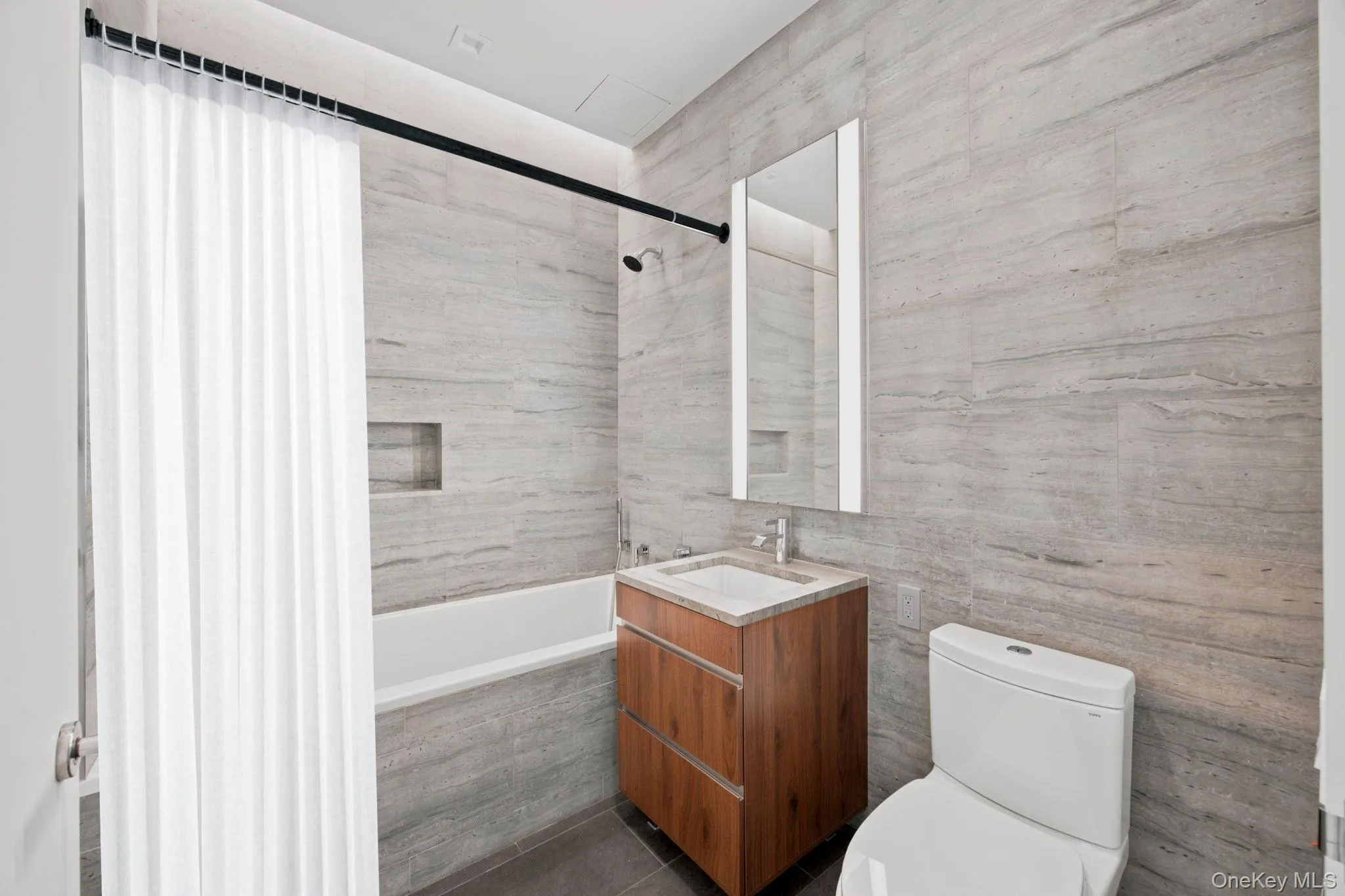 21-21 31st Street, New York, NY, 1 Bedroom Bedrooms, 3 Rooms Rooms,1 BathroomBathrooms,Residential,For Rent,31st,0,1048647 21-21 31st Street, New York, NY, 1 Bedroom Bedrooms, 3 Rooms Rooms,1 BathroomBathrooms,Residential,For Rent,31st,0,1048647