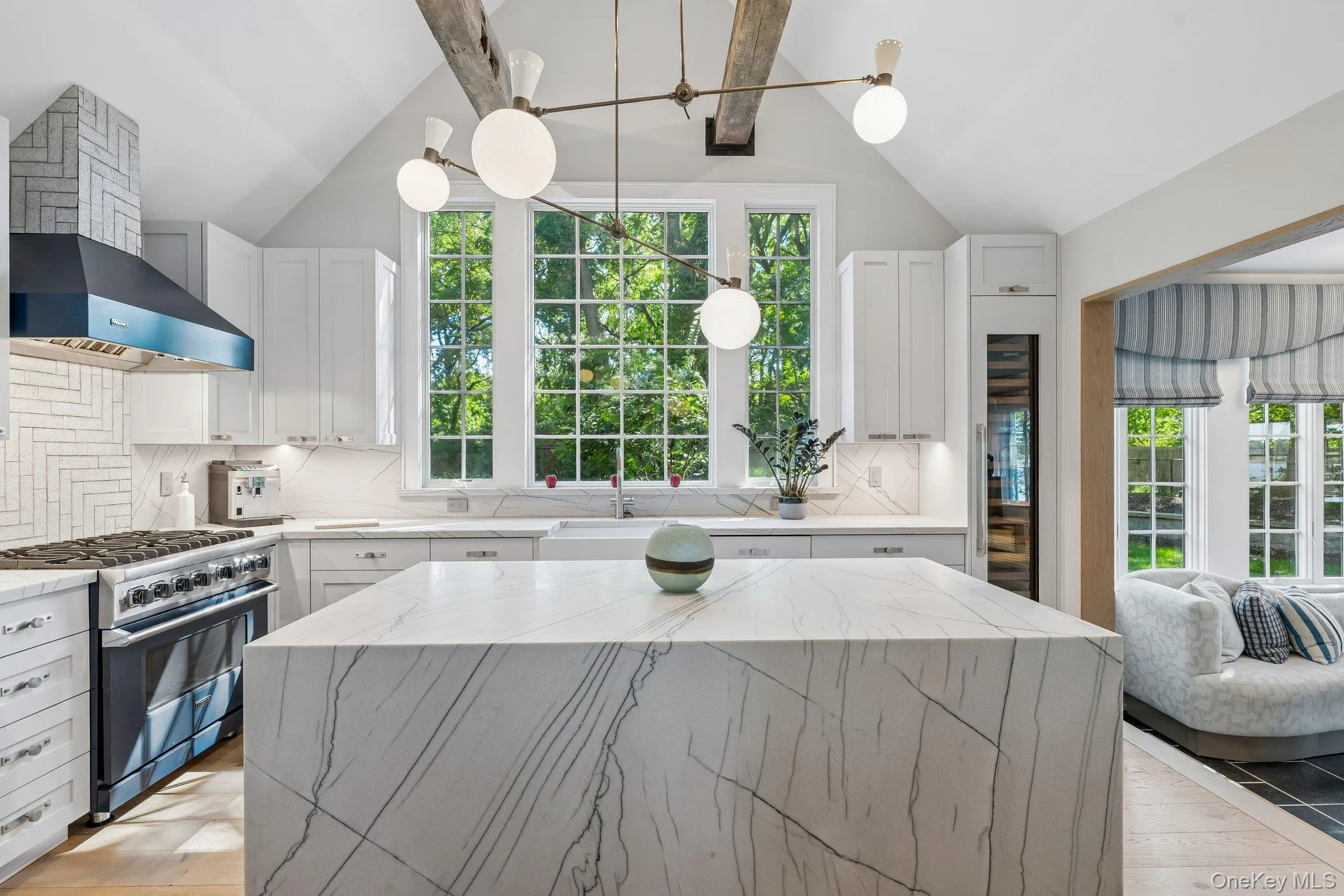 31 Thompson Lane, Smithtown, NY, 4 Bedrooms Bedrooms, 10 Rooms Rooms,3 BathroomsBathrooms,Residential,For Rent,Thompson,0,1048653 31 Thompson Lane, Smithtown, NY, 4 Bedrooms Bedrooms, 10 Rooms Rooms,3 BathroomsBathrooms,Residential,For Rent,Thompson,0,1048653