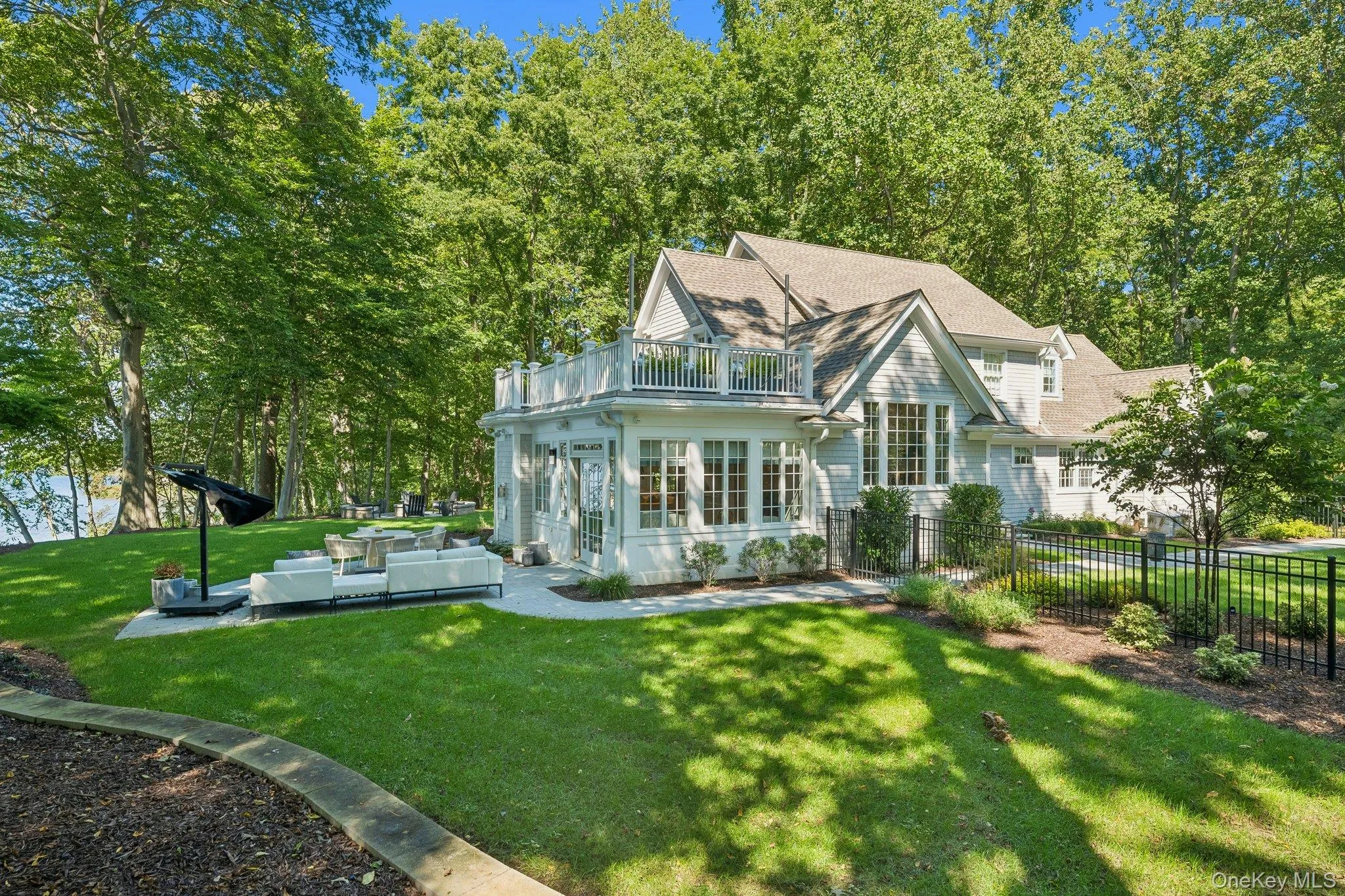 31 Thompson Lane, Smithtown, NY, 4 Bedrooms Bedrooms, 10 Rooms Rooms,3 BathroomsBathrooms,Residential,For Rent,Thompson,0,1048653 31 Thompson Lane, Smithtown, NY, 4 Bedrooms Bedrooms, 10 Rooms Rooms,3 BathroomsBathrooms,Residential,For Rent,Thompson,0,1048653