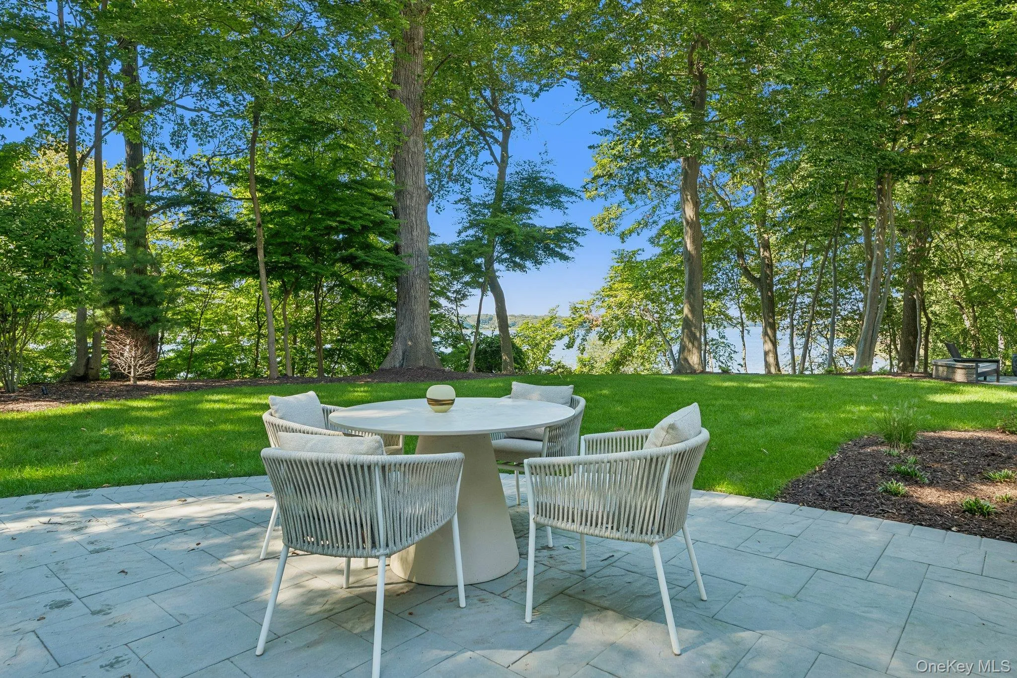 31 Thompson Lane, Smithtown, NY, 4 Bedrooms Bedrooms, 10 Rooms Rooms,3 BathroomsBathrooms,Residential,For Rent,Thompson,0,1048653 31 Thompson Lane, Smithtown, NY, 4 Bedrooms Bedrooms, 10 Rooms Rooms,3 BathroomsBathrooms,Residential,For Rent,Thompson,0,1048653