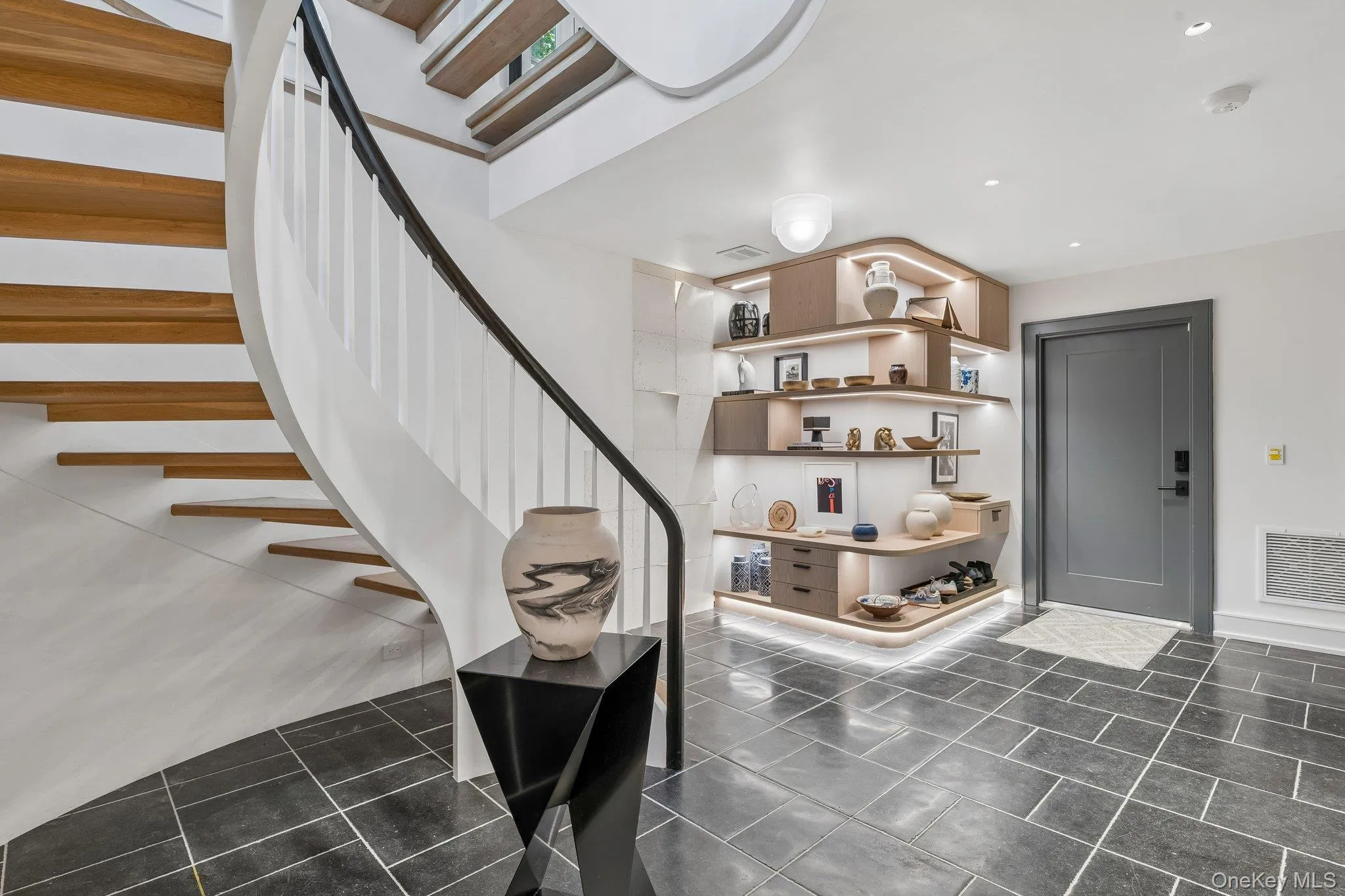 31 Thompson Lane, Smithtown, NY, 4 Bedrooms Bedrooms, 10 Rooms Rooms,3 BathroomsBathrooms,Residential,For Rent,Thompson,0,1048653 31 Thompson Lane, Smithtown, NY, 4 Bedrooms Bedrooms, 10 Rooms Rooms,3 BathroomsBathrooms,Residential,For Rent,Thompson,0,1048653