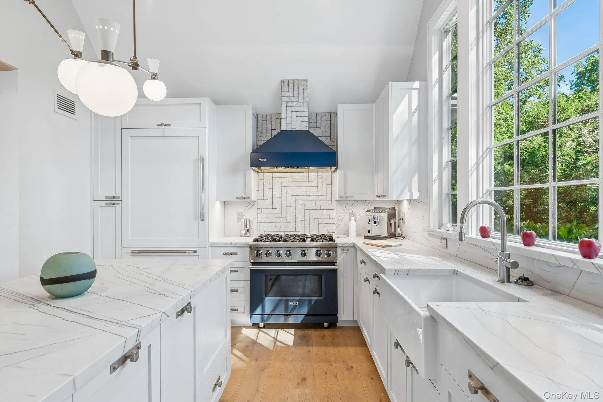 31 Thompson Lane, Smithtown, NY, 4 Bedrooms Bedrooms, 10 Rooms Rooms,3 BathroomsBathrooms,Residential,For Rent,Thompson,0,1048653 31 Thompson Lane, Smithtown, NY, 4 Bedrooms Bedrooms, 10 Rooms Rooms,3 BathroomsBathrooms,Residential,For Rent,Thompson,0,1048653