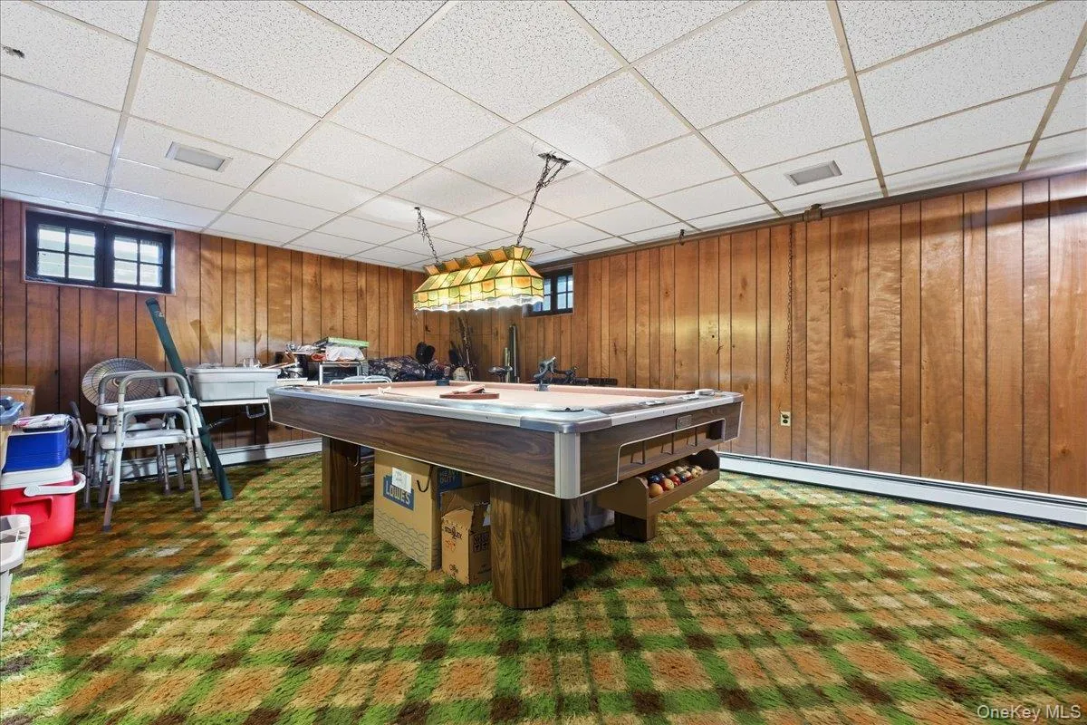 15 May Court, Hempstead, NY, 5 Bedrooms Bedrooms, 9 Rooms Rooms,2 BathroomsBathrooms,Residential,For Rent,May,0,1048654 15 May Court, Hempstead, NY, 5 Bedrooms Bedrooms, 9 Rooms Rooms,2 BathroomsBathrooms,Residential,For Rent,May,0,1048654