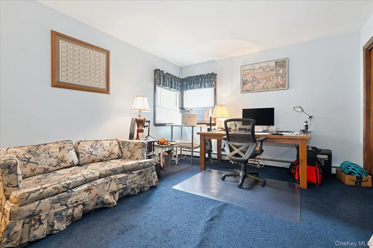 15 May Court, Hempstead, NY, 5 Bedrooms Bedrooms, 9 Rooms Rooms,2 BathroomsBathrooms,Residential,For Rent,May,0,1048654 15 May Court, Hempstead, NY, 5 Bedrooms Bedrooms, 9 Rooms Rooms,2 BathroomsBathrooms,Residential,For Rent,May,0,1048654
