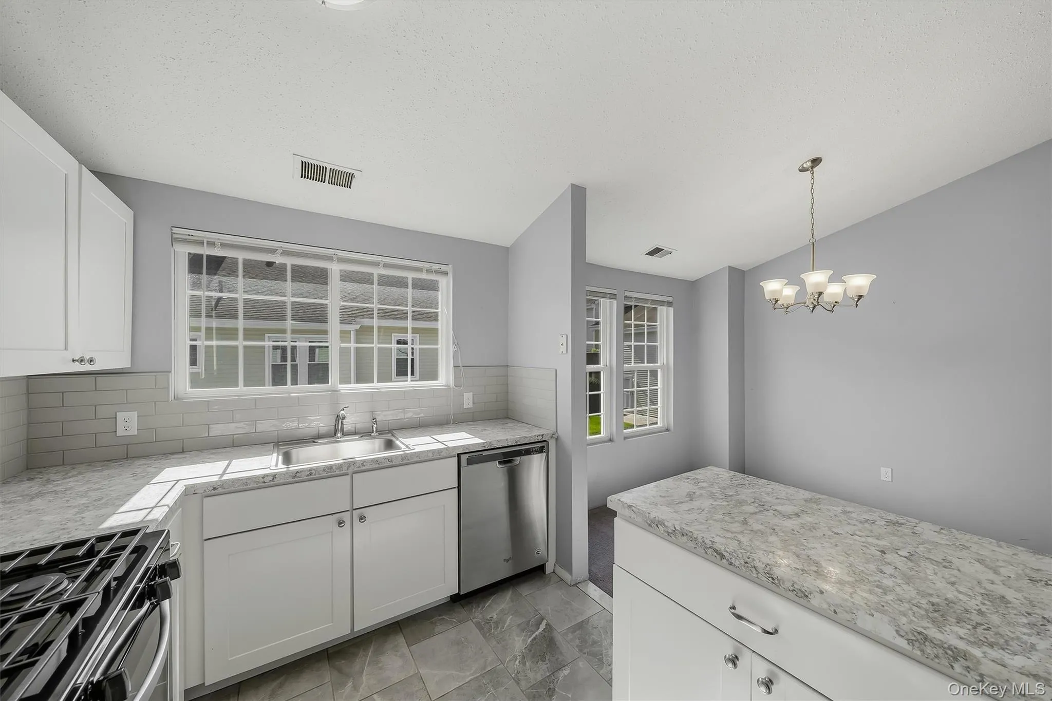 1212 Whispering Hills, Chester Town, NY, 2 Bedrooms Bedrooms, 5 Rooms Rooms,1 BathroomBathrooms,Residential,For Rent,Whispering,0,1048656 1212 Whispering Hills, Chester Town, NY, 2 Bedrooms Bedrooms, 5 Rooms Rooms,1 BathroomBathrooms,Residential,For Rent,Whispering,0,1048656