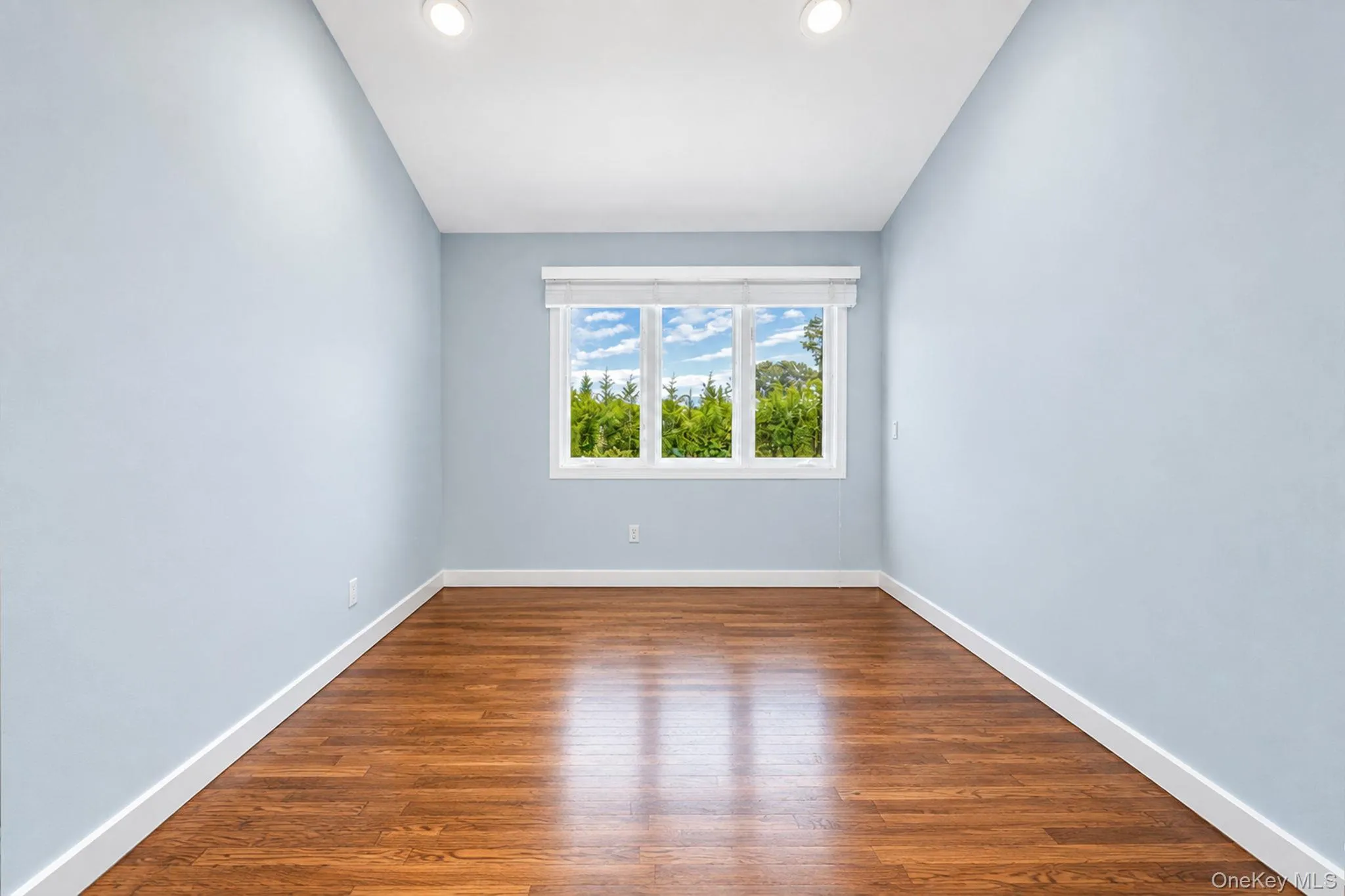 1527 Saint Louis Avenue, Islip, NY, 4 Bedrooms Bedrooms, 8 Rooms Rooms,3 BathroomsBathrooms,Residential,For Rent,Saint Louis,0,1048658 1527 Saint Louis Avenue, Islip, NY, 4 Bedrooms Bedrooms, 8 Rooms Rooms,3 BathroomsBathrooms,Residential,For Rent,Saint Louis,0,1048658