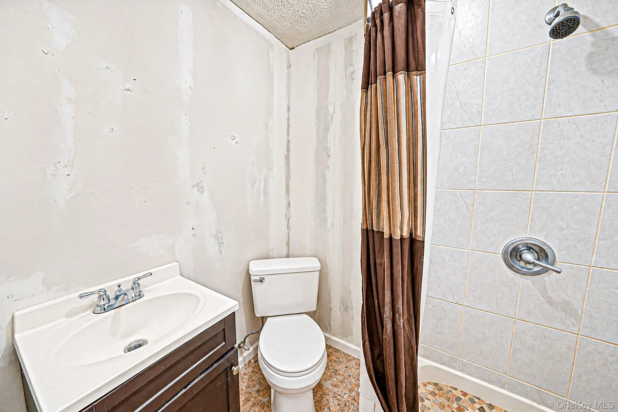 1527 Saint Louis Avenue, Islip, NY, 4 Bedrooms Bedrooms, 8 Rooms Rooms,3 BathroomsBathrooms,Residential,For Rent,Saint Louis,0,1048658 1527 Saint Louis Avenue, Islip, NY, 4 Bedrooms Bedrooms, 8 Rooms Rooms,3 BathroomsBathrooms,Residential,For Rent,Saint Louis,0,1048658