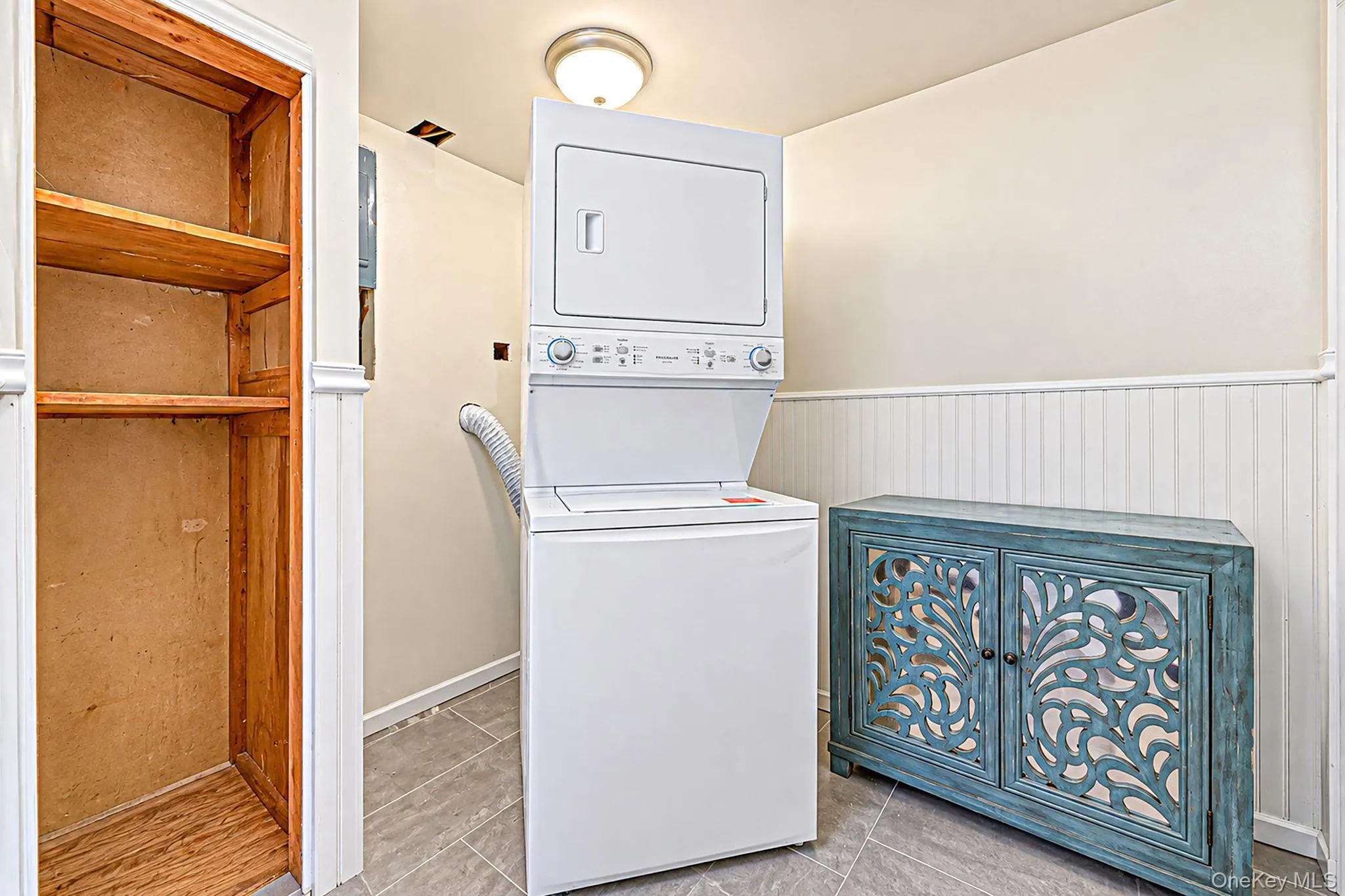 1527 Saint Louis Avenue, Islip, NY, 4 Bedrooms Bedrooms, 8 Rooms Rooms,3 BathroomsBathrooms,Residential,For Rent,Saint Louis,0,1048658 1527 Saint Louis Avenue, Islip, NY, 4 Bedrooms Bedrooms, 8 Rooms Rooms,3 BathroomsBathrooms,Residential,For Rent,Saint Louis,0,1048658