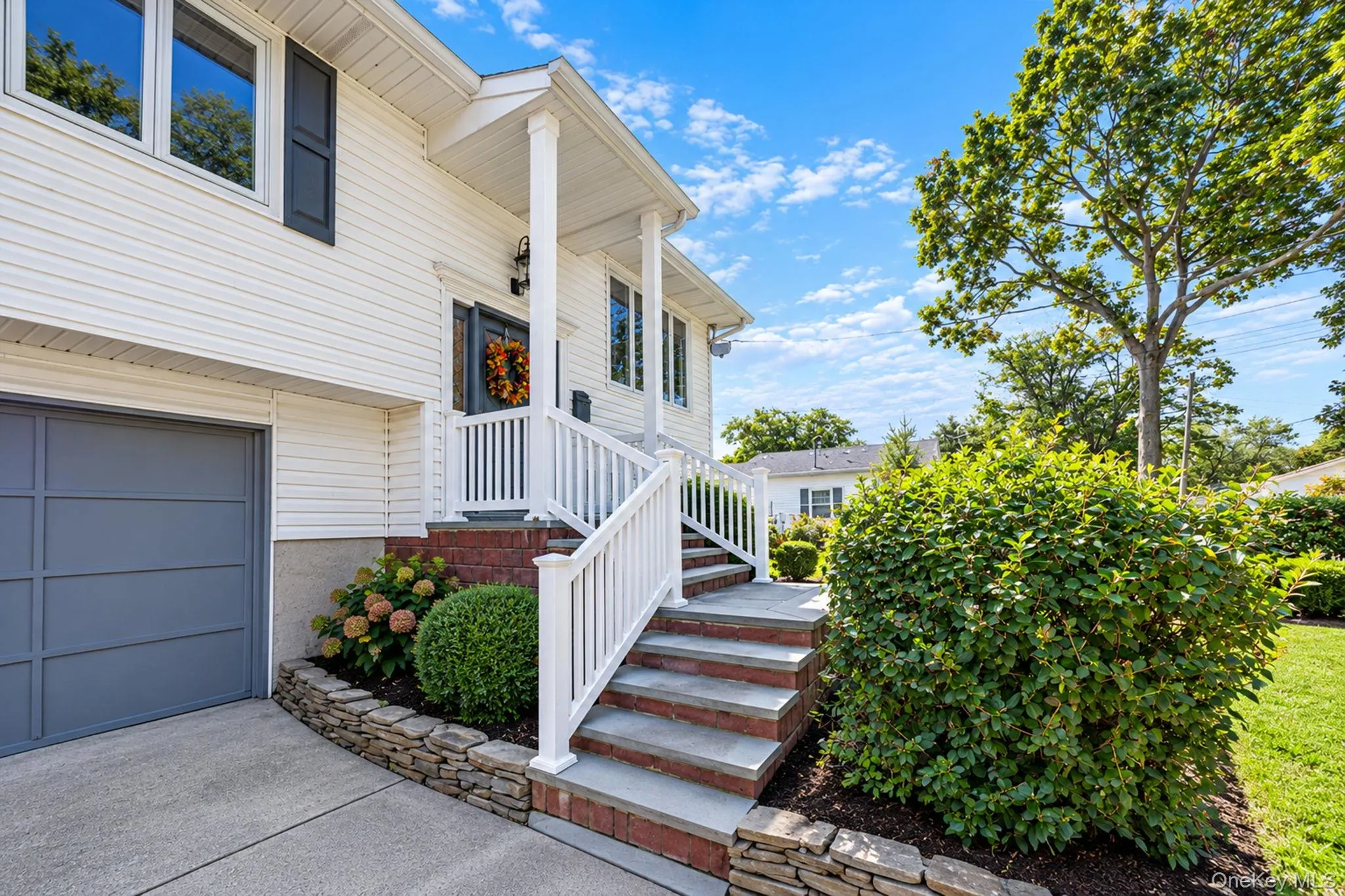 1527 Saint Louis Avenue, Islip, NY, 4 Bedrooms Bedrooms, 8 Rooms Rooms,3 BathroomsBathrooms,Residential,For Rent,Saint Louis,0,1048658 1527 Saint Louis Avenue, Islip, NY, 4 Bedrooms Bedrooms, 8 Rooms Rooms,3 BathroomsBathrooms,Residential,For Rent,Saint Louis,0,1048658