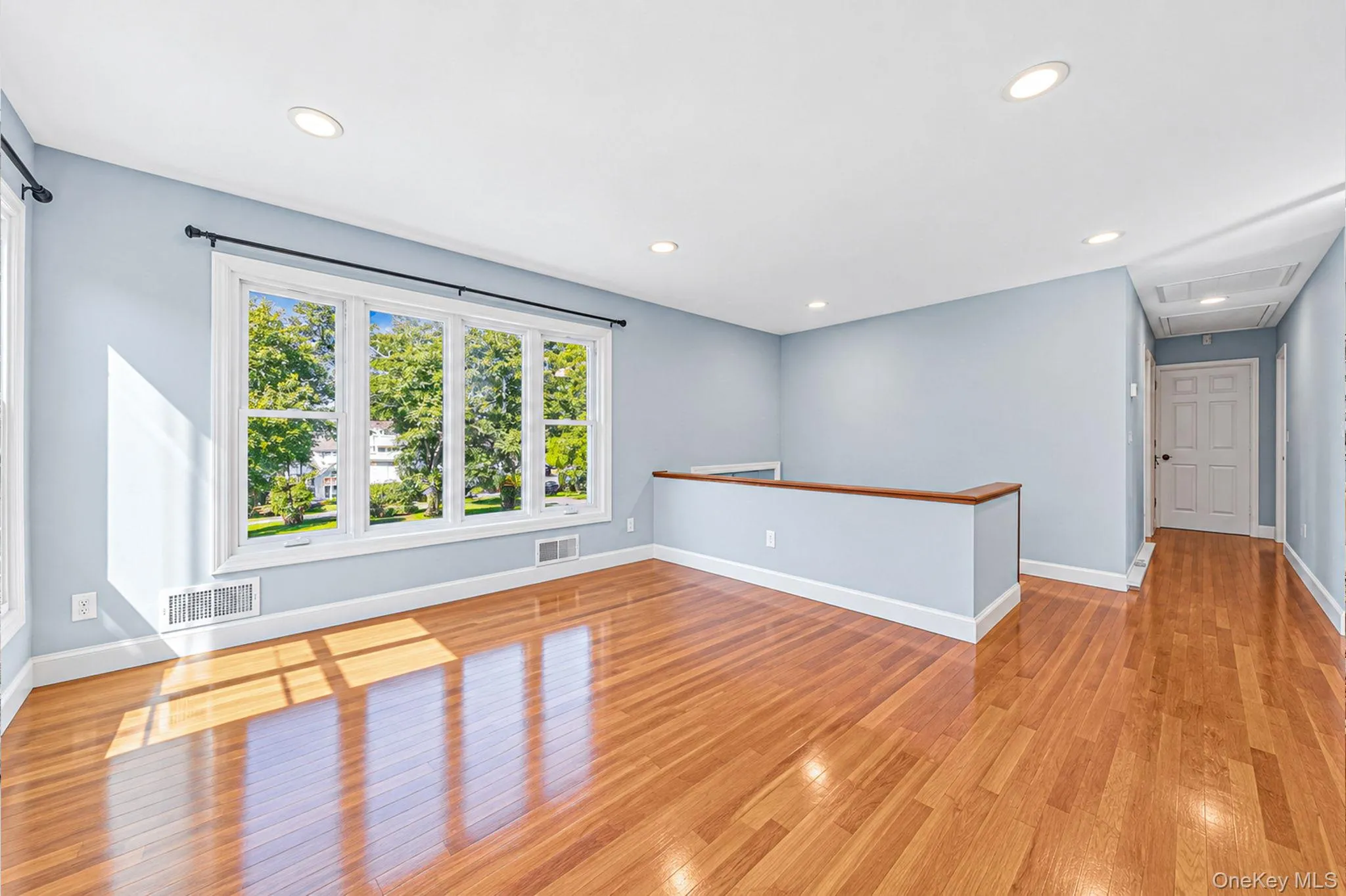 1527 Saint Louis Avenue, Islip, NY, 4 Bedrooms Bedrooms, 8 Rooms Rooms,3 BathroomsBathrooms,Residential,For Rent,Saint Louis,0,1048658 1527 Saint Louis Avenue, Islip, NY, 4 Bedrooms Bedrooms, 8 Rooms Rooms,3 BathroomsBathrooms,Residential,For Rent,Saint Louis,0,1048658