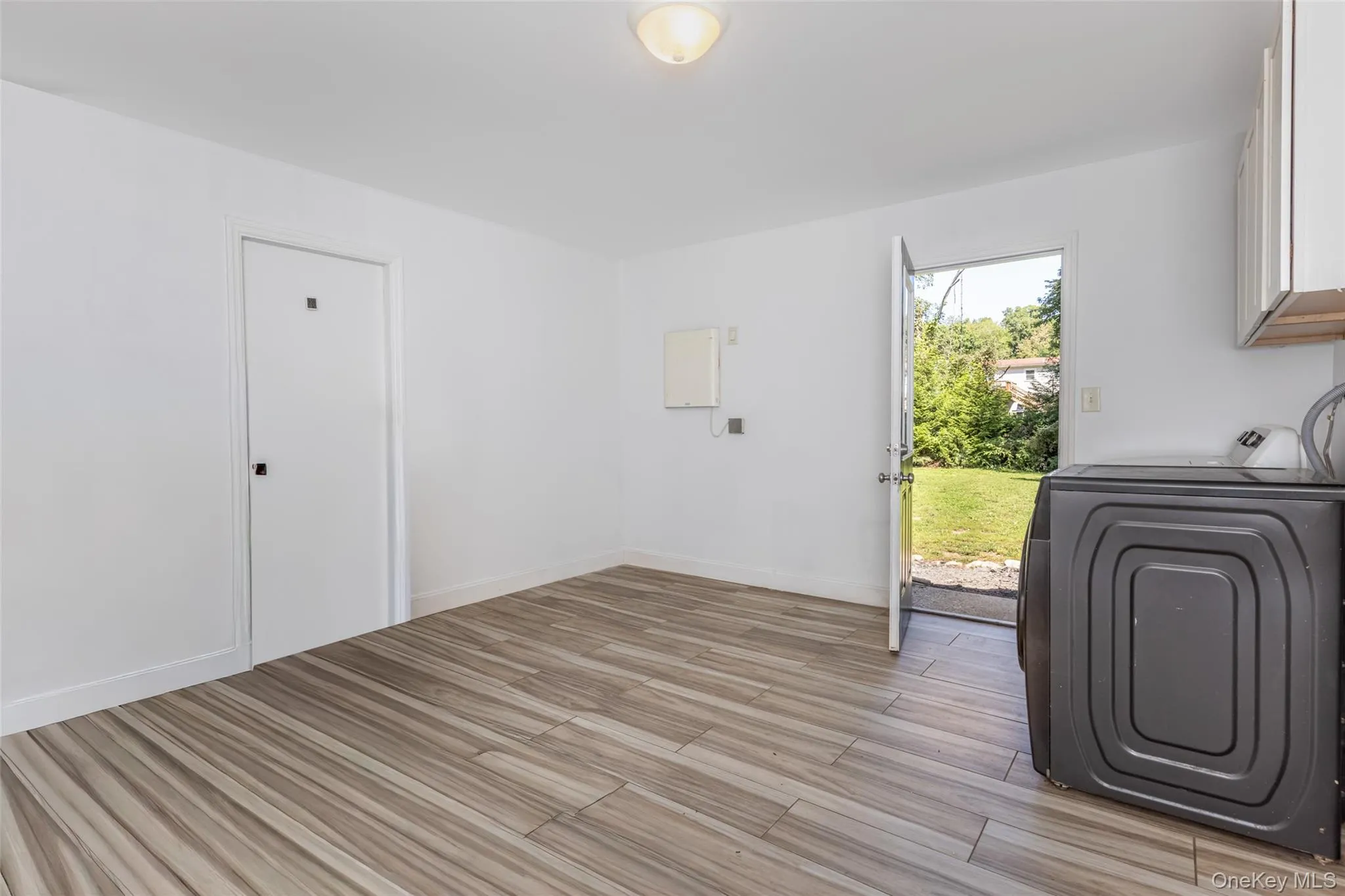 30 Knoth Road, Shawangunk, NY, 3 Bedrooms Bedrooms, 7 Rooms Rooms,1 BathroomBathrooms,Residential,For Rent,Knoth,0,1048661 30 Knoth Road, Shawangunk, NY, 3 Bedrooms Bedrooms, 7 Rooms Rooms,1 BathroomBathrooms,Residential,For Rent,Knoth,0,1048661