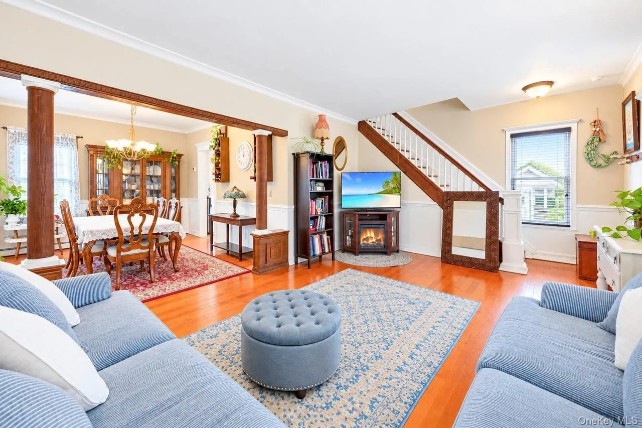 52 Lee Avenue, Brookhaven, NY, 3 Bedrooms Bedrooms, 7 Rooms Rooms,2 BathroomsBathrooms,Residential,For Rent,Lee,0,1048668 52 Lee Avenue, Brookhaven, NY, 3 Bedrooms Bedrooms, 7 Rooms Rooms,2 BathroomsBathrooms,Residential,For Rent,Lee,0,1048668