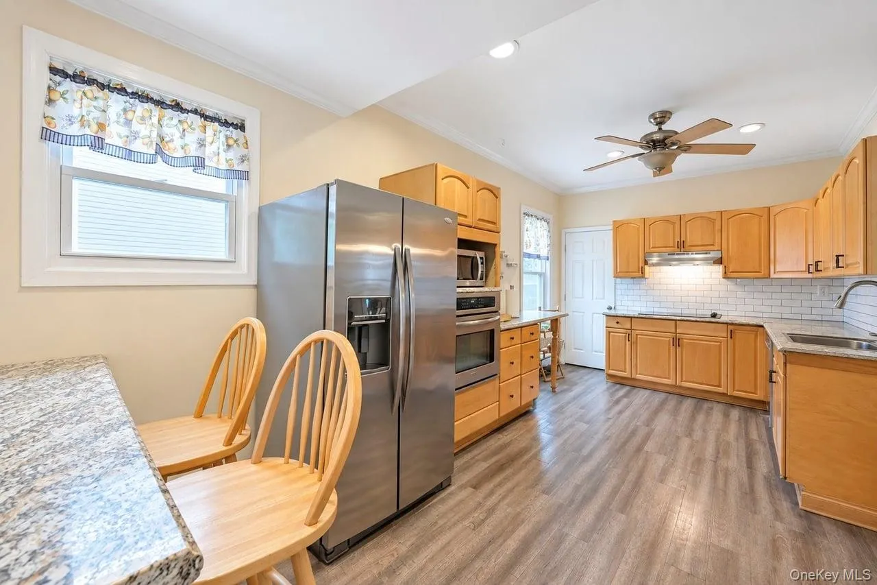 52 Lee Avenue, Brookhaven, NY, 3 Bedrooms Bedrooms, 7 Rooms Rooms,2 BathroomsBathrooms,Residential,For Rent,Lee,0,1048668 52 Lee Avenue, Brookhaven, NY, 3 Bedrooms Bedrooms, 7 Rooms Rooms,2 BathroomsBathrooms,Residential,For Rent,Lee,0,1048668