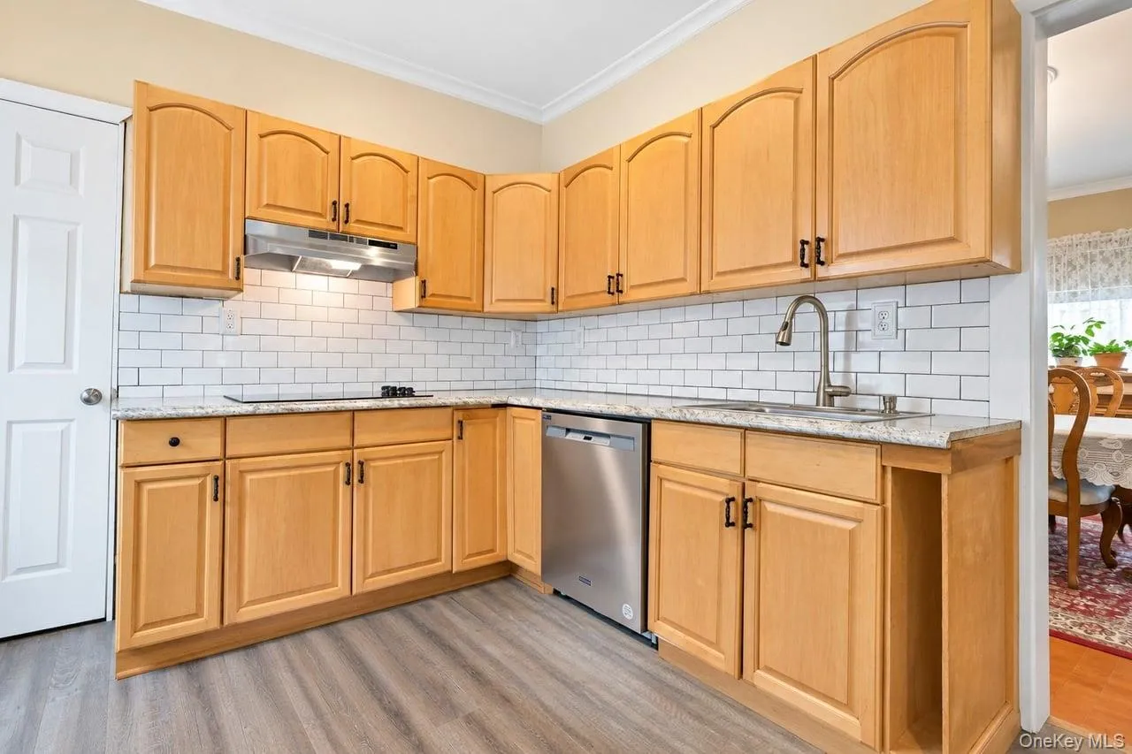 52 Lee Avenue, Brookhaven, NY, 3 Bedrooms Bedrooms, 7 Rooms Rooms,2 BathroomsBathrooms,Residential,For Rent,Lee,0,1048668 52 Lee Avenue, Brookhaven, NY, 3 Bedrooms Bedrooms, 7 Rooms Rooms,2 BathroomsBathrooms,Residential,For Rent,Lee,0,1048668