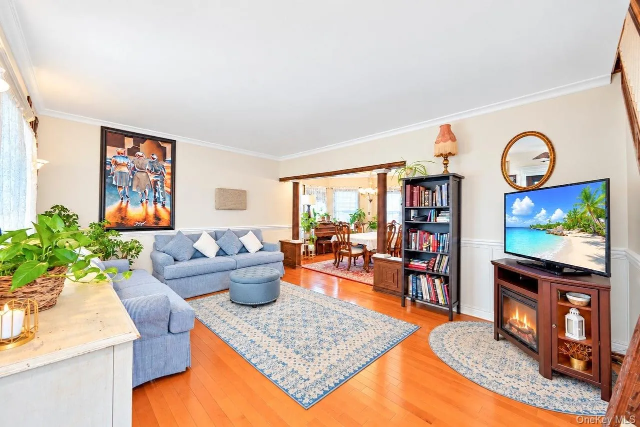 52 Lee Avenue, Brookhaven, NY, 3 Bedrooms Bedrooms, 7 Rooms Rooms,2 BathroomsBathrooms,Residential,For Rent,Lee,0,1048668 52 Lee Avenue, Brookhaven, NY, 3 Bedrooms Bedrooms, 7 Rooms Rooms,2 BathroomsBathrooms,Residential,For Rent,Lee,0,1048668