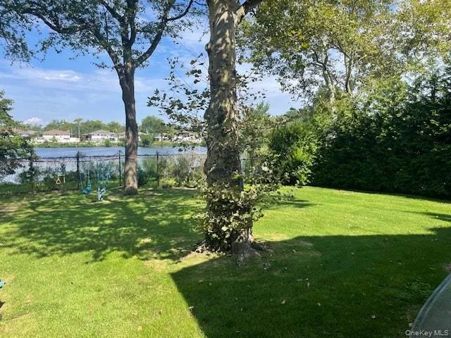 894 Lakeside Drive, Hempstead, NY, 4 Bedrooms Bedrooms, 9 Rooms Rooms,3 BathroomsBathrooms,Residential Lease,For Rent,Lakeside,0,1048670 894 Lakeside Drive, Hempstead, NY, 4 Bedrooms Bedrooms, 9 Rooms Rooms,3 BathroomsBathrooms,Residential Lease,For Rent,Lakeside,0,1048670