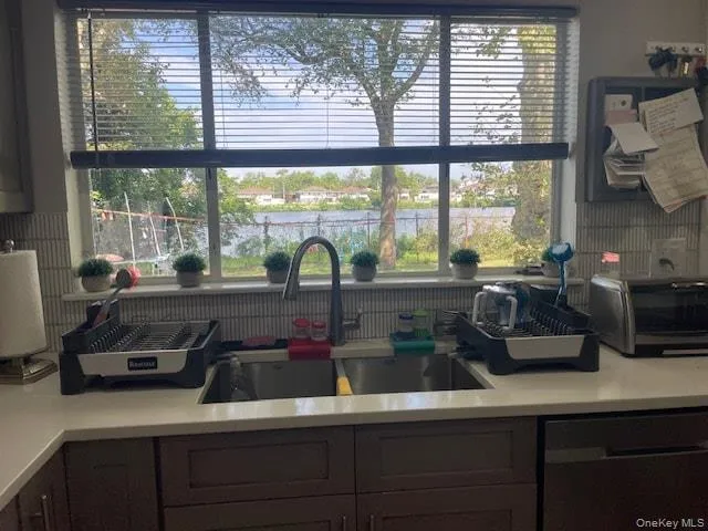 894 Lakeside Drive, Hempstead, NY, 4 Bedrooms Bedrooms, 9 Rooms Rooms,3 BathroomsBathrooms,Residential Lease,For Rent,Lakeside,0,1048670 894 Lakeside Drive, Hempstead, NY, 4 Bedrooms Bedrooms, 9 Rooms Rooms,3 BathroomsBathrooms,Residential Lease,For Rent,Lakeside,0,1048670