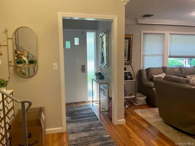 894 Lakeside Drive, Hempstead, NY, 4 Bedrooms Bedrooms, 9 Rooms Rooms,3 BathroomsBathrooms,Residential Lease,For Rent,Lakeside,0,1048670 894 Lakeside Drive, Hempstead, NY, 4 Bedrooms Bedrooms, 9 Rooms Rooms,3 BathroomsBathrooms,Residential Lease,For Rent,Lakeside,0,1048670