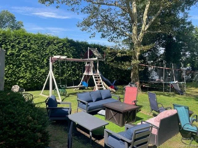 894 Lakeside Drive, Hempstead, NY, 4 Bedrooms Bedrooms, 9 Rooms Rooms,3 BathroomsBathrooms,Residential Lease,For Rent,Lakeside,0,1048670 894 Lakeside Drive, Hempstead, NY, 4 Bedrooms Bedrooms, 9 Rooms Rooms,3 BathroomsBathrooms,Residential Lease,For Rent,Lakeside,0,1048670