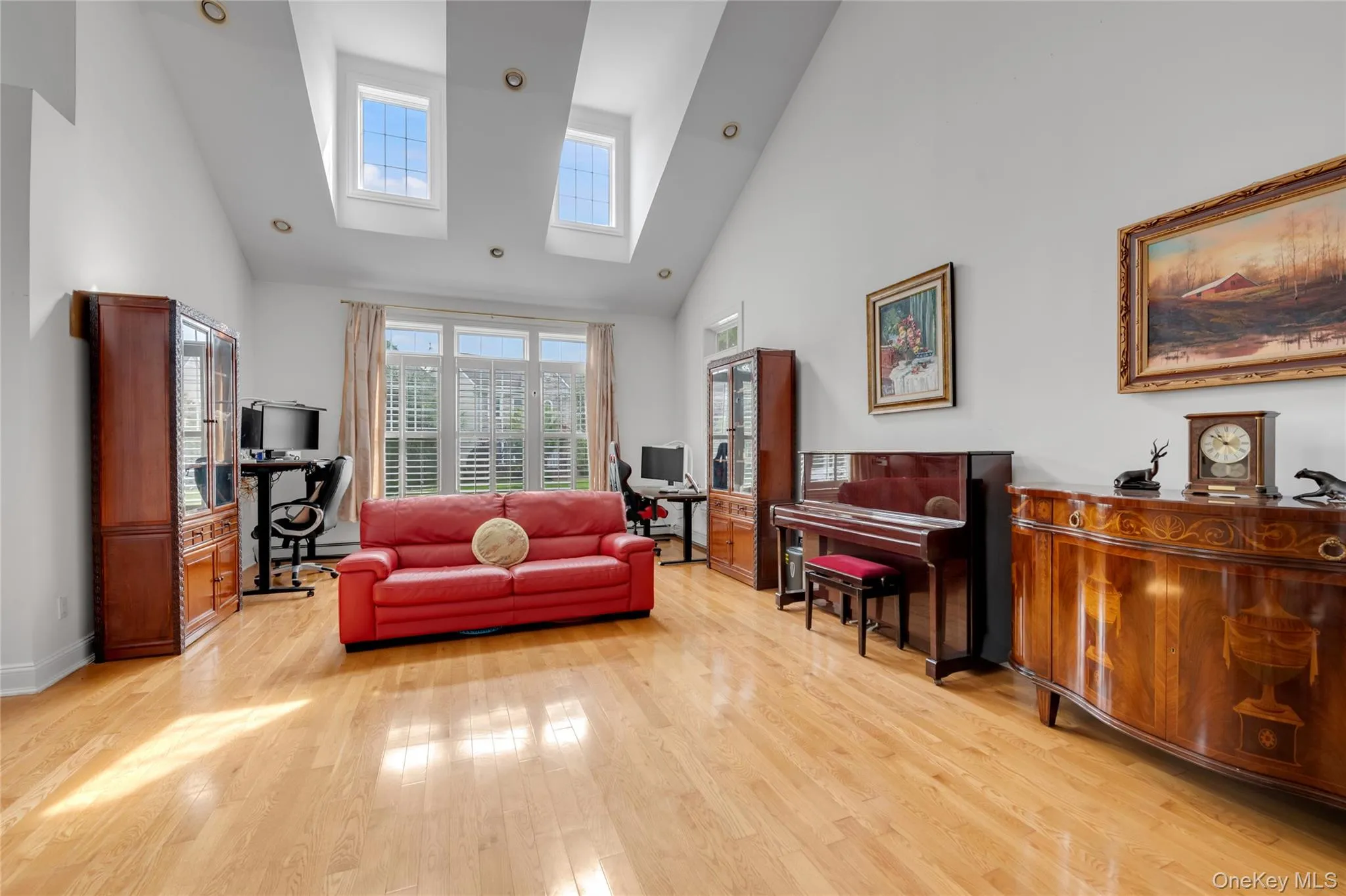 95 Overlook, North Hempstead, NY, 3 Bedrooms Bedrooms, 8 Rooms Rooms,2 BathroomsBathrooms,Residential,For Rent,Overlook,0,1048676 95 Overlook, North Hempstead, NY, 3 Bedrooms Bedrooms, 8 Rooms Rooms,2 BathroomsBathrooms,Residential,For Rent,Overlook,0,1048676