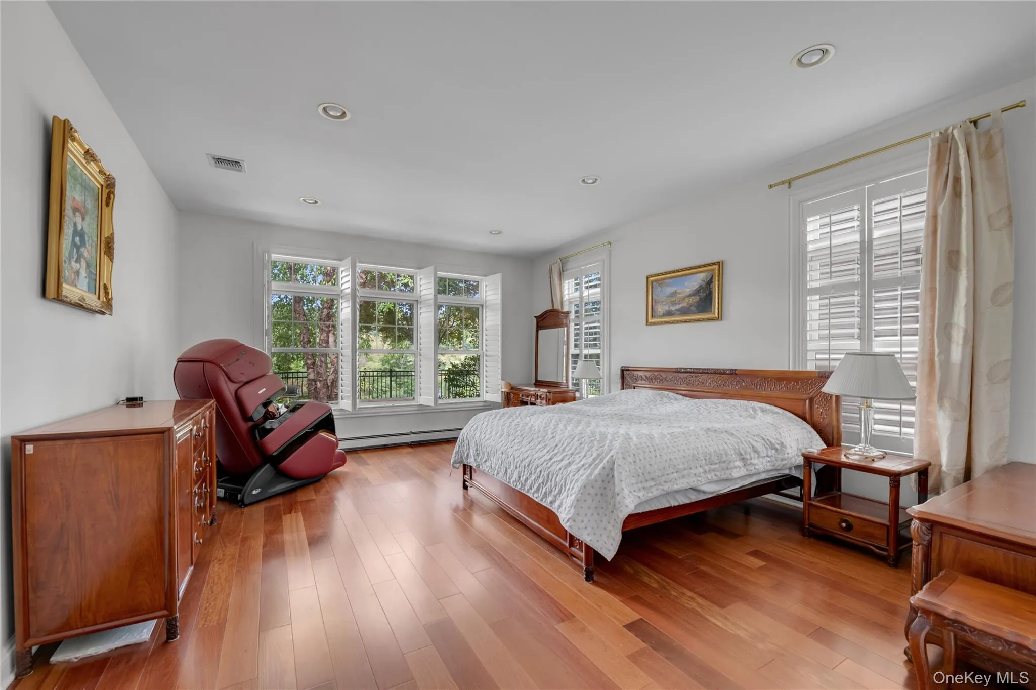 95 Overlook, North Hempstead, NY, 3 Bedrooms Bedrooms, 8 Rooms Rooms,2 BathroomsBathrooms,Residential,For Rent,Overlook,0,1048676 95 Overlook, North Hempstead, NY, 3 Bedrooms Bedrooms, 8 Rooms Rooms,2 BathroomsBathrooms,Residential,For Rent,Overlook,0,1048676