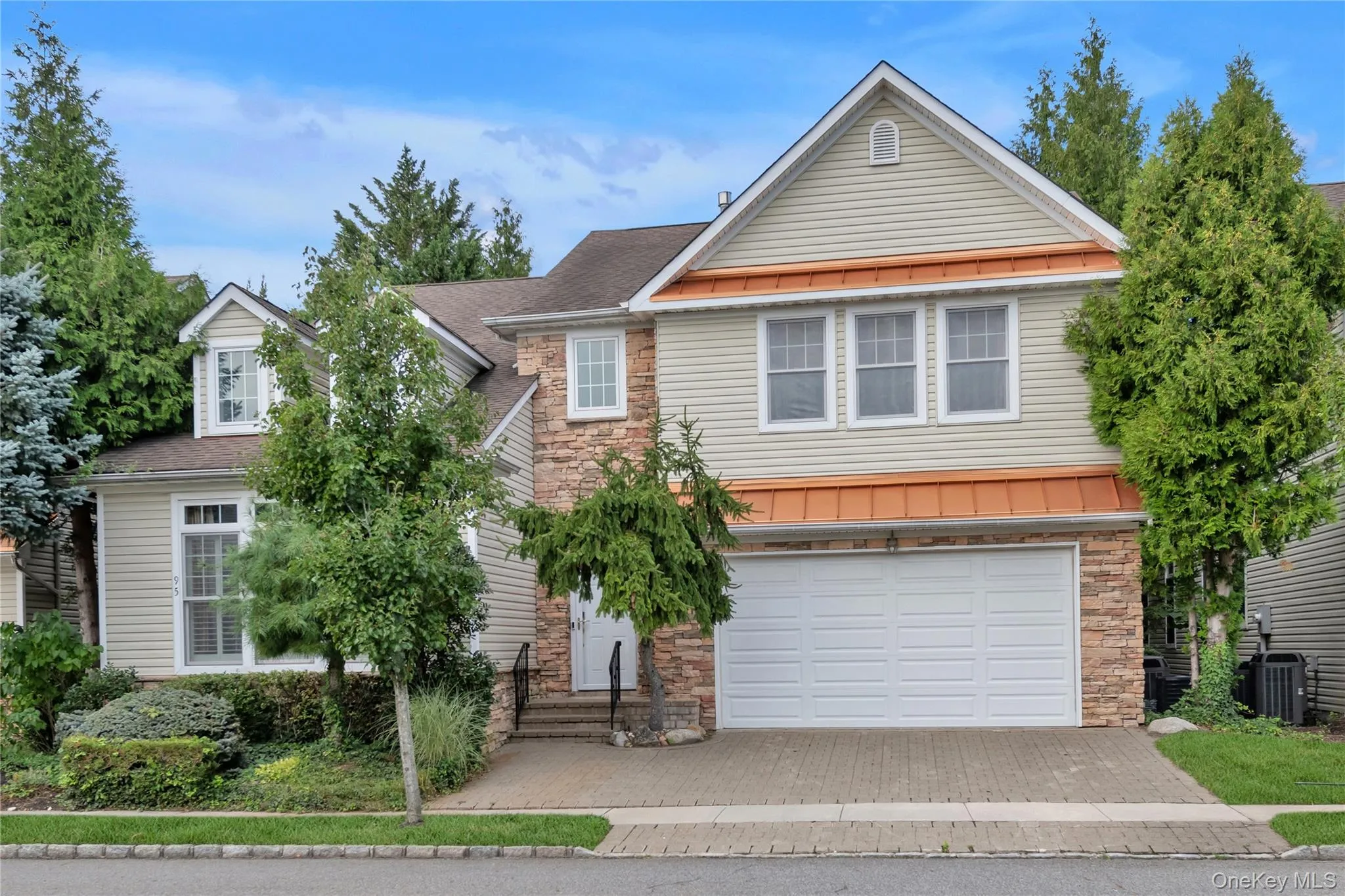 95 Overlook, North Hempstead, NY, 3 Bedrooms Bedrooms, 8 Rooms Rooms,2 BathroomsBathrooms,Residential,For Rent,Overlook,0,1048676 95 Overlook, North Hempstead, NY, 3 Bedrooms Bedrooms, 8 Rooms Rooms,2 BathroomsBathrooms,Residential,For Rent,Overlook,0,1048676