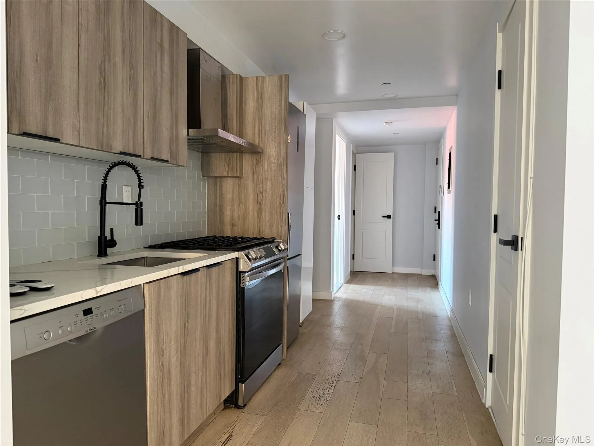37-32 89 Street, New York, NY, 1 Bedroom Bedrooms, 5 Room Rooms,2 BathroomBathrooms,Residential Lease,For Rent,89,0,1048677 37-32 89 Street, New York, NY, 1 Bedroom Bedrooms, 5 Room Rooms,2 BathroomBathrooms,Residential Lease,For Rent,89,0,1048677