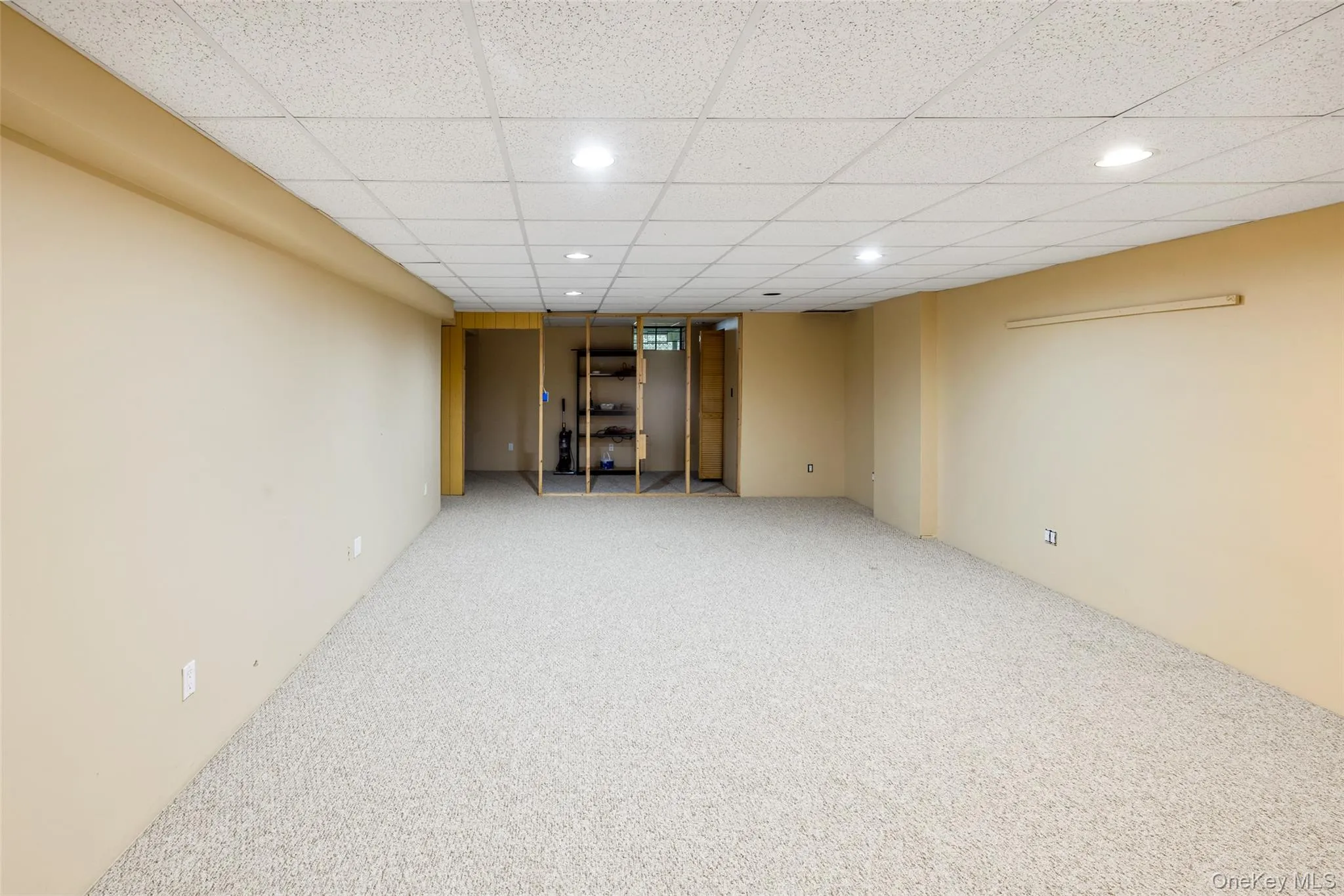 4 Thunderbird Court, Brookhaven, NY, 3 Bedrooms Bedrooms, 6 Rooms Rooms,3 BathroomsBathrooms,Residential,For Rent,Thunderbird,0,1048678 4 Thunderbird Court, Brookhaven, NY, 3 Bedrooms Bedrooms, 6 Rooms Rooms,3 BathroomsBathrooms,Residential,For Rent,Thunderbird,0,1048678