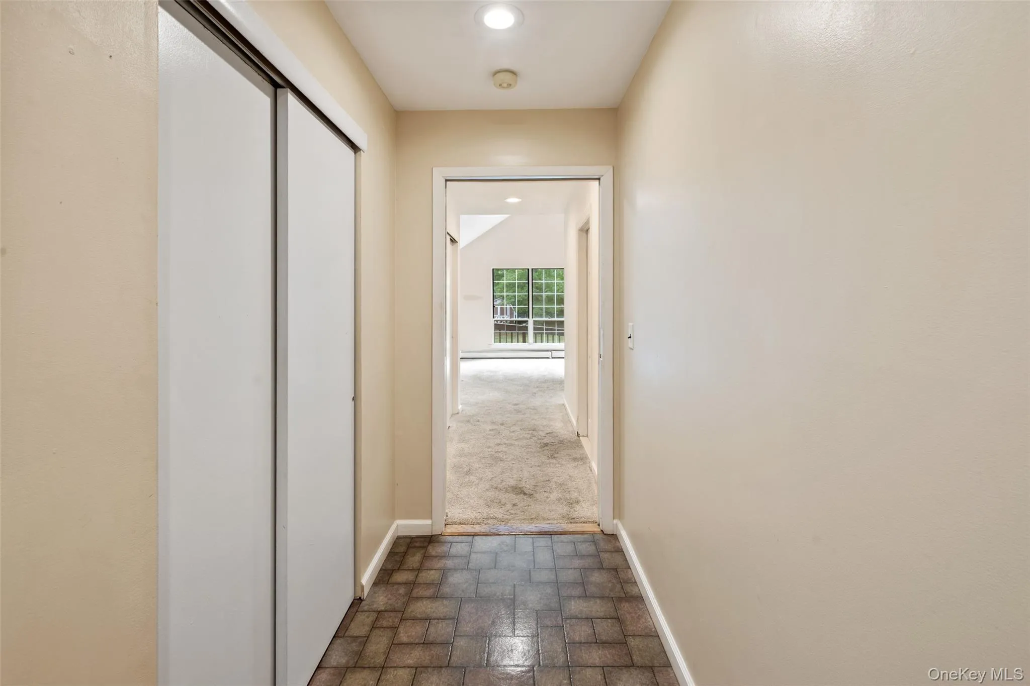4 Thunderbird Court, Brookhaven, NY, 3 Bedrooms Bedrooms, 6 Rooms Rooms,3 BathroomsBathrooms,Residential,For Rent,Thunderbird,0,1048678 4 Thunderbird Court, Brookhaven, NY, 3 Bedrooms Bedrooms, 6 Rooms Rooms,3 BathroomsBathrooms,Residential,For Rent,Thunderbird,0,1048678