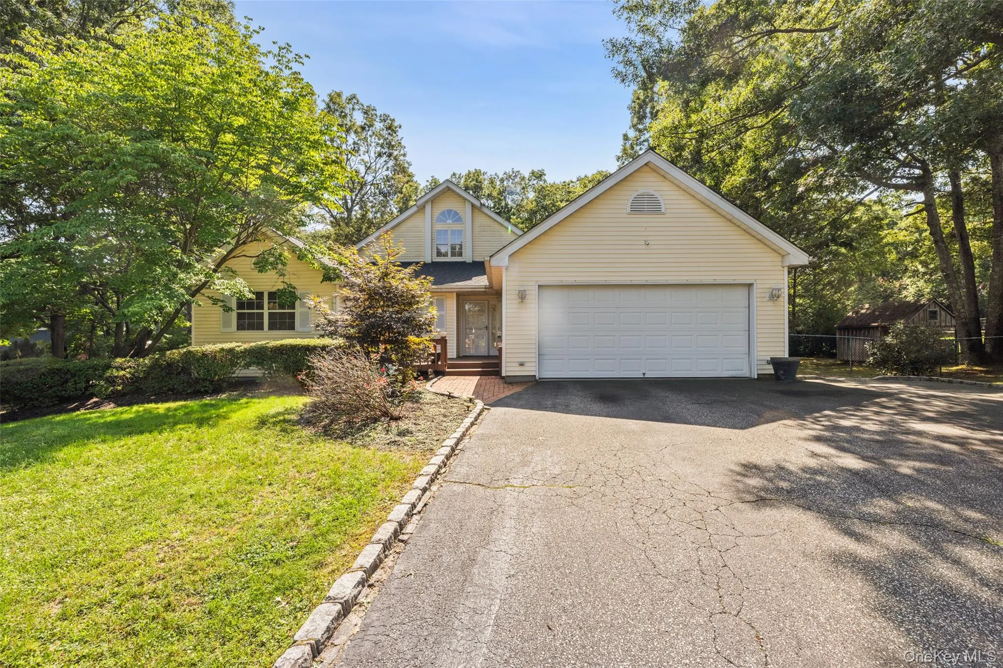 4 Thunderbird Court, Brookhaven, NY, 3 Bedrooms Bedrooms, 6 Rooms Rooms,3 BathroomsBathrooms,Residential,For Rent,Thunderbird,0,1048678 4 Thunderbird Court, Brookhaven, NY, 3 Bedrooms Bedrooms, 6 Rooms Rooms,3 BathroomsBathrooms,Residential,For Rent,Thunderbird,0,1048678
