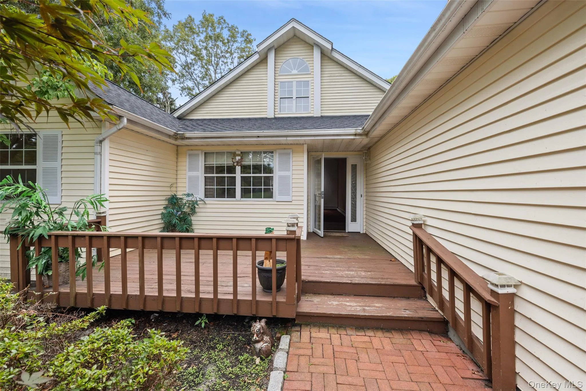 4 Thunderbird Court, Brookhaven, NY, 3 Bedrooms Bedrooms, 6 Rooms Rooms,3 BathroomsBathrooms,Residential,For Rent,Thunderbird,0,1048678 4 Thunderbird Court, Brookhaven, NY, 3 Bedrooms Bedrooms, 6 Rooms Rooms,3 BathroomsBathrooms,Residential,For Rent,Thunderbird,0,1048678