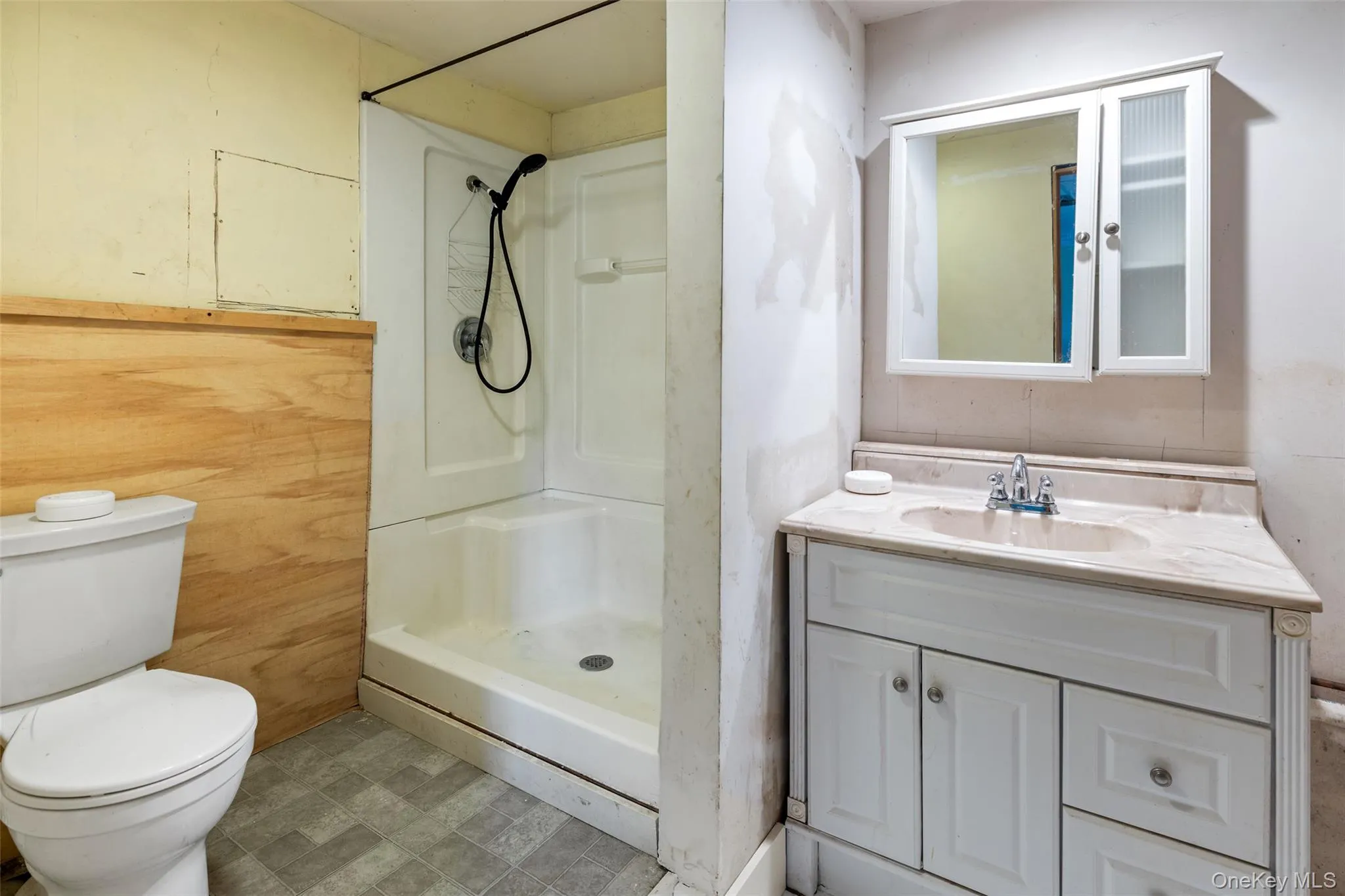 4 Thunderbird Court, Brookhaven, NY, 3 Bedrooms Bedrooms, 6 Rooms Rooms,3 BathroomsBathrooms,Residential,For Rent,Thunderbird,0,1048678 4 Thunderbird Court, Brookhaven, NY, 3 Bedrooms Bedrooms, 6 Rooms Rooms,3 BathroomsBathrooms,Residential,For Rent,Thunderbird,0,1048678