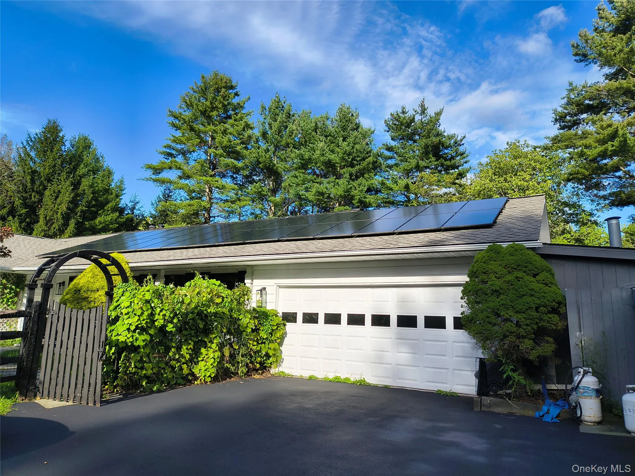 3 Jacob Drive, Thompson, NY, 4 Bedrooms Bedrooms, 9 Rooms Rooms,3 BathroomsBathrooms,Residential,For Rent,Jacob,0,1048684 3 Jacob Drive, Thompson, NY, 4 Bedrooms Bedrooms, 9 Rooms Rooms,3 BathroomsBathrooms,Residential,For Rent,Jacob,0,1048684