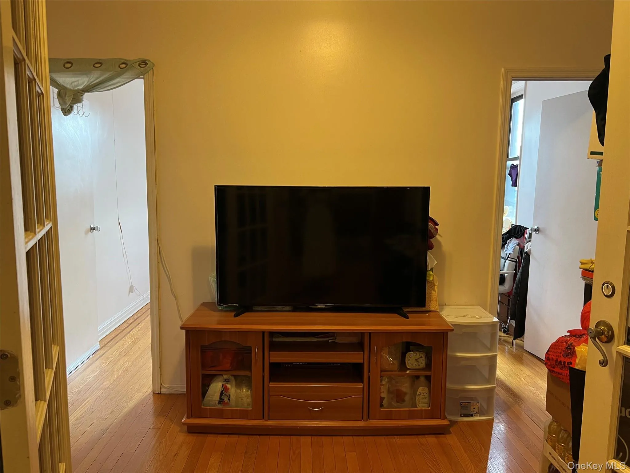 40-35 Ithaca Street, New York, NY, 4 Bedrooms Bedrooms, 6 Rooms Rooms,1 BathroomBathrooms,Residential,For Rent,Ithaca,0,1048686 40-35 Ithaca Street, New York, NY, 4 Bedrooms Bedrooms, 6 Rooms Rooms,1 BathroomBathrooms,Residential,For Rent,Ithaca,0,1048686