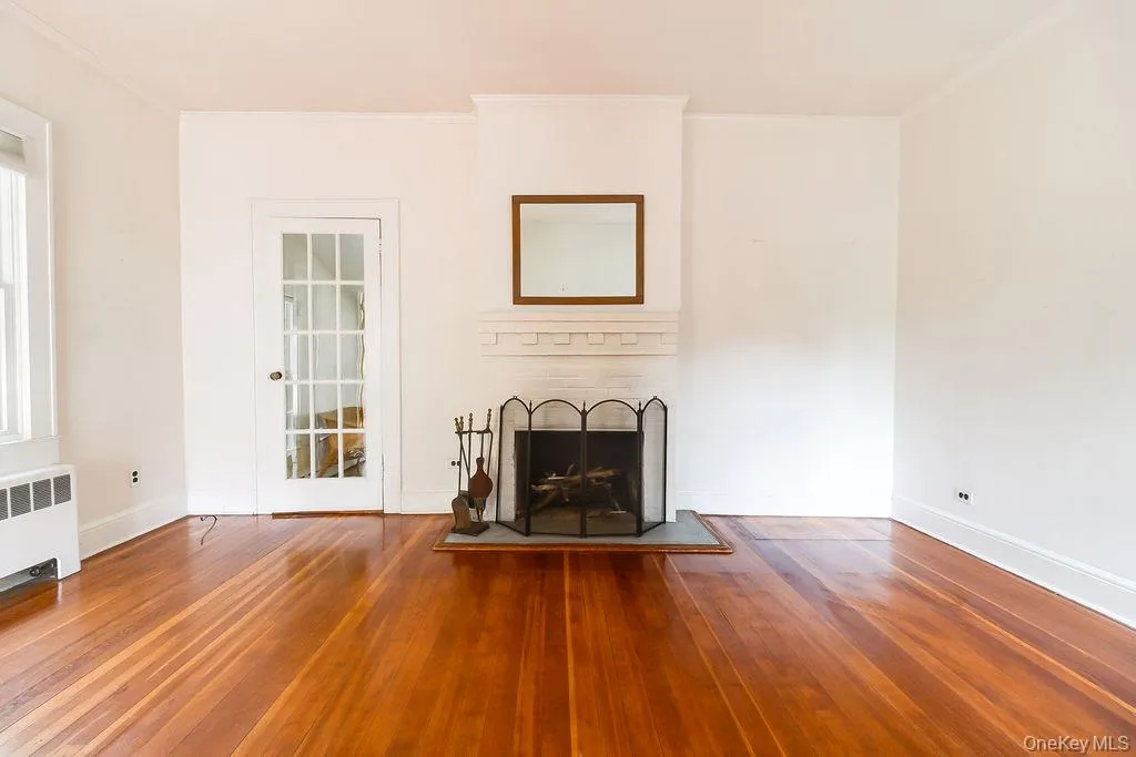 Living room with cozy nwood-burning fireplace Living room with cozy nwood-burning fireplace