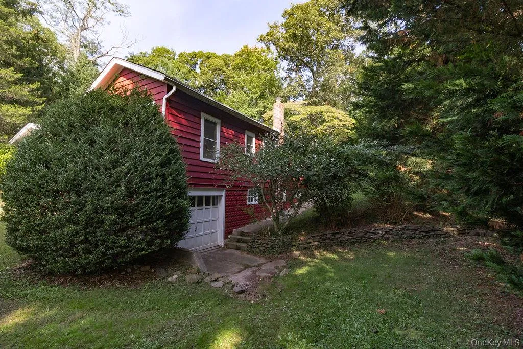 16 Garden Drive, Brookhaven, NY, 2 Bedrooms Bedrooms, 6 Rooms Rooms,1 BathroomBathrooms,Residential,For Rent,Garden,0,1048690 16 Garden Drive, Brookhaven, NY, 2 Bedrooms Bedrooms, 6 Rooms Rooms,1 BathroomBathrooms,Residential,For Rent,Garden,0,1048690
