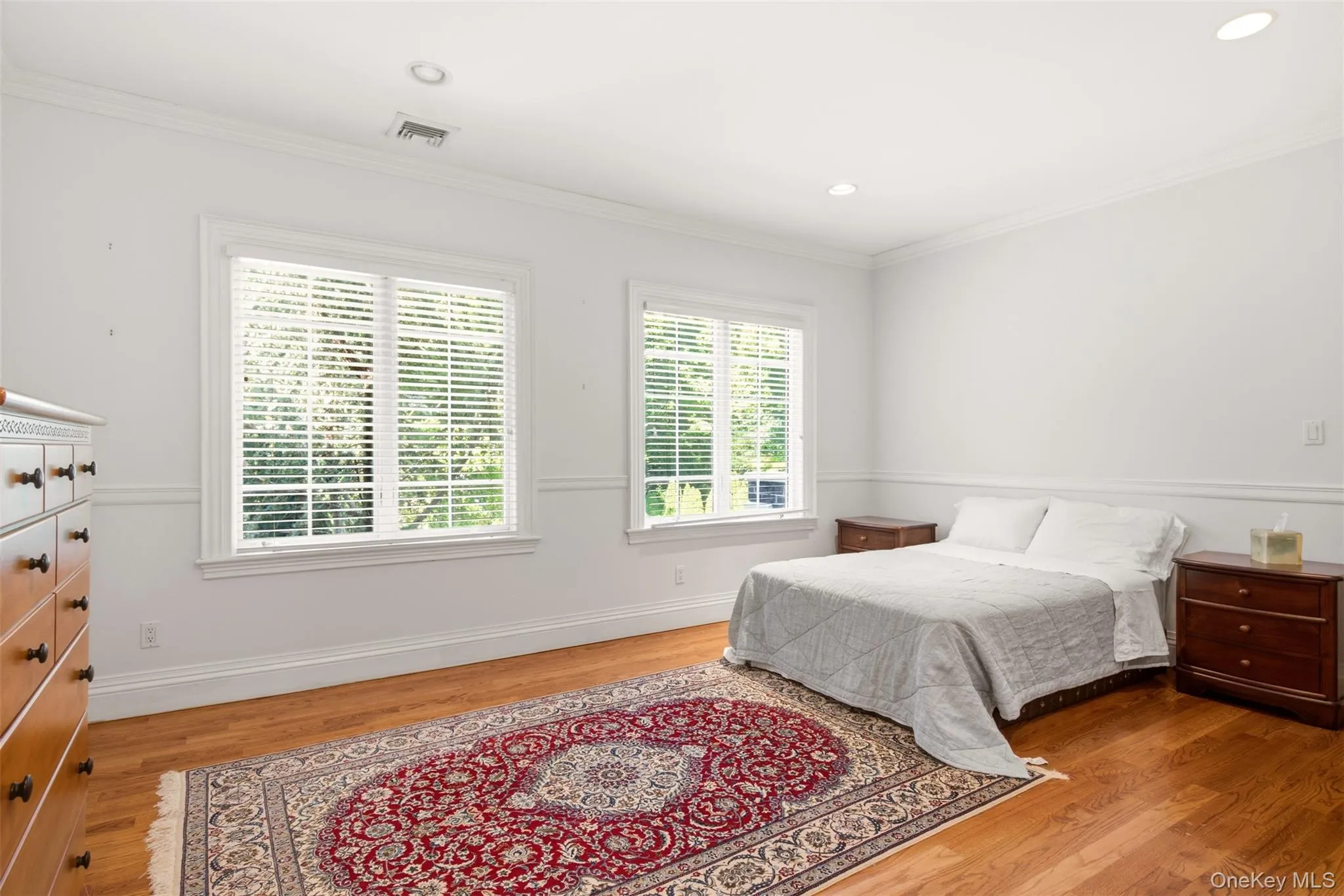 147 Bacon Road, North Hempstead, NY, 6 Bedrooms Bedrooms, 12 Rooms Rooms,6 BathroomsBathrooms,Residential,For Rent,Bacon,0,1048694 147 Bacon Road, North Hempstead, NY, 6 Bedrooms Bedrooms, 12 Rooms Rooms,6 BathroomsBathrooms,Residential,For Rent,Bacon,0,1048694