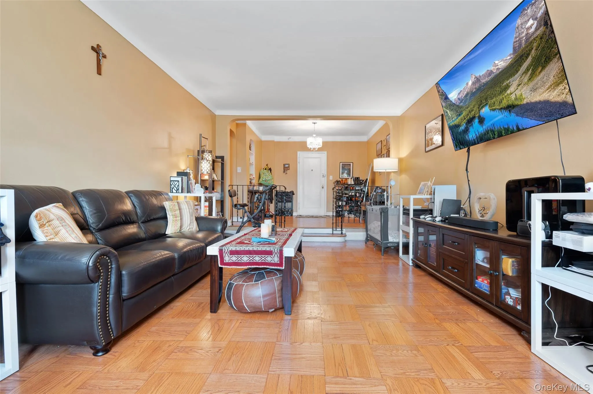84-49 168th Street, New York, NY, 1 Bedroom Bedrooms, 4 Rooms Rooms,1 BathroomBathrooms,Residential,For Rent,168th,0,1048696 84-49 168th Street, New York, NY, 1 Bedroom Bedrooms, 4 Rooms Rooms,1 BathroomBathrooms,Residential,For Rent,168th,0,1048696