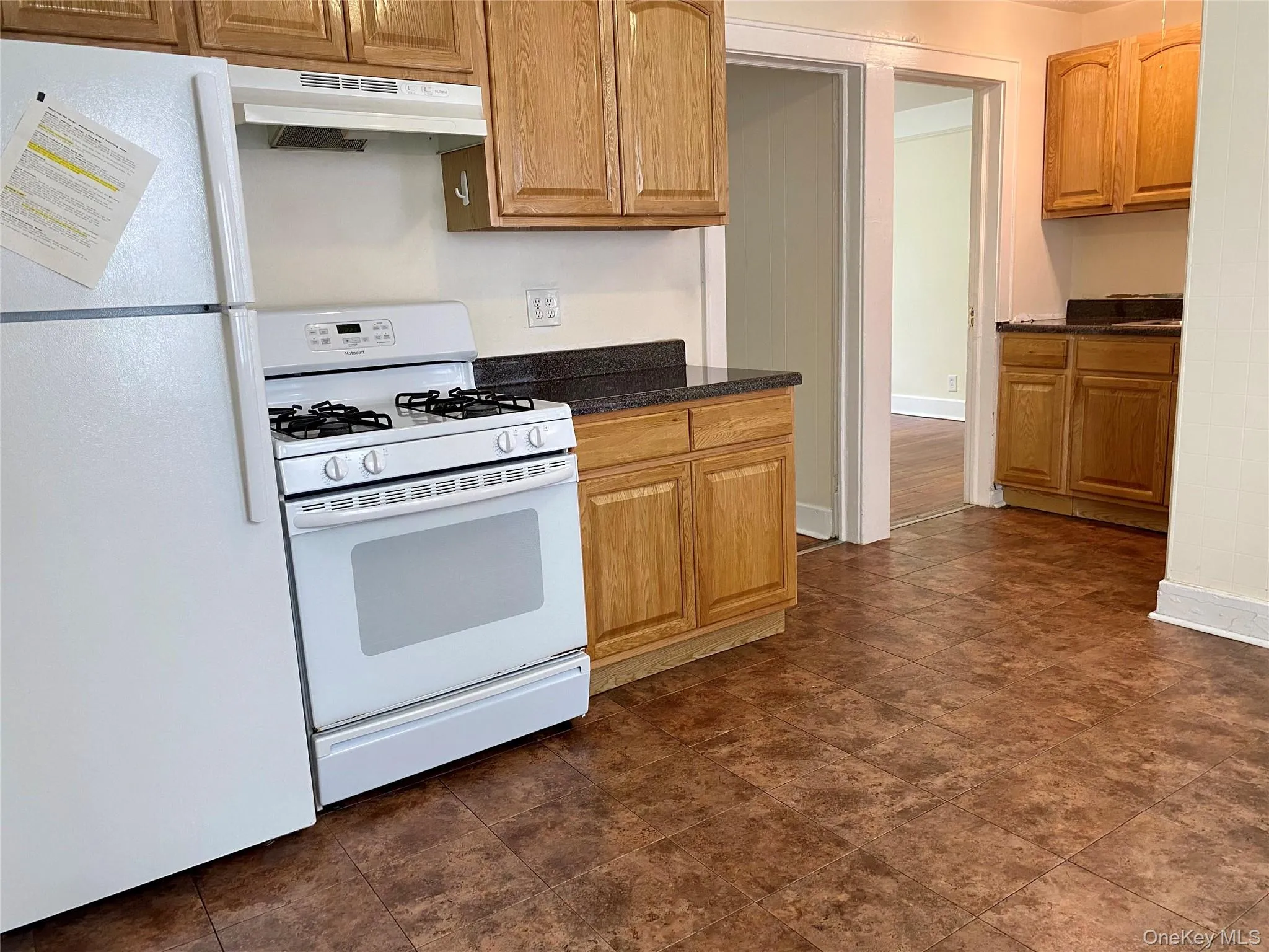 81 Wallace Street, Eastchester, NY, 1 Bedroom Bedrooms, 3 Rooms Rooms,1 BathroomBathrooms,Residential Lease,For Rent,Wallace,0,1048697 81 Wallace Street, Eastchester, NY, 1 Bedroom Bedrooms, 3 Rooms Rooms,1 BathroomBathrooms,Residential Lease,For Rent,Wallace,0,1048697