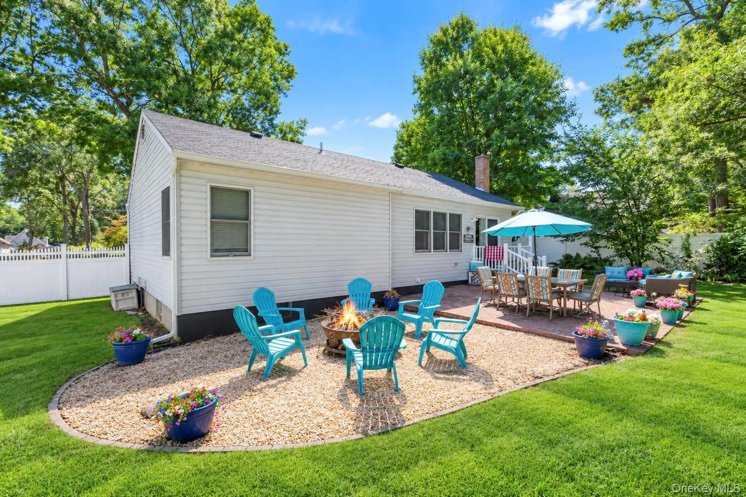 115 Colin Drive, Brookhaven, NY, 3 Bedrooms Bedrooms, 6 Rooms Rooms,1 BathroomBathrooms,Residential,For Rent,Colin,0,1048699 115 Colin Drive, Brookhaven, NY, 3 Bedrooms Bedrooms, 6 Rooms Rooms,1 BathroomBathrooms,Residential,For Rent,Colin,0,1048699