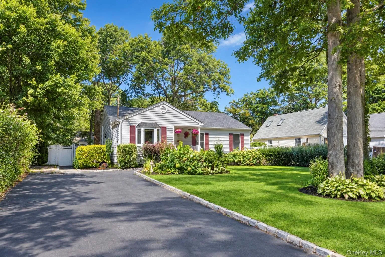 115 Colin Drive, Brookhaven, NY, 3 Bedrooms Bedrooms, 6 Rooms Rooms,1 BathroomBathrooms,Residential,For Rent,Colin,0,1048699 115 Colin Drive, Brookhaven, NY, 3 Bedrooms Bedrooms, 6 Rooms Rooms,1 BathroomBathrooms,Residential,For Rent,Colin,0,1048699