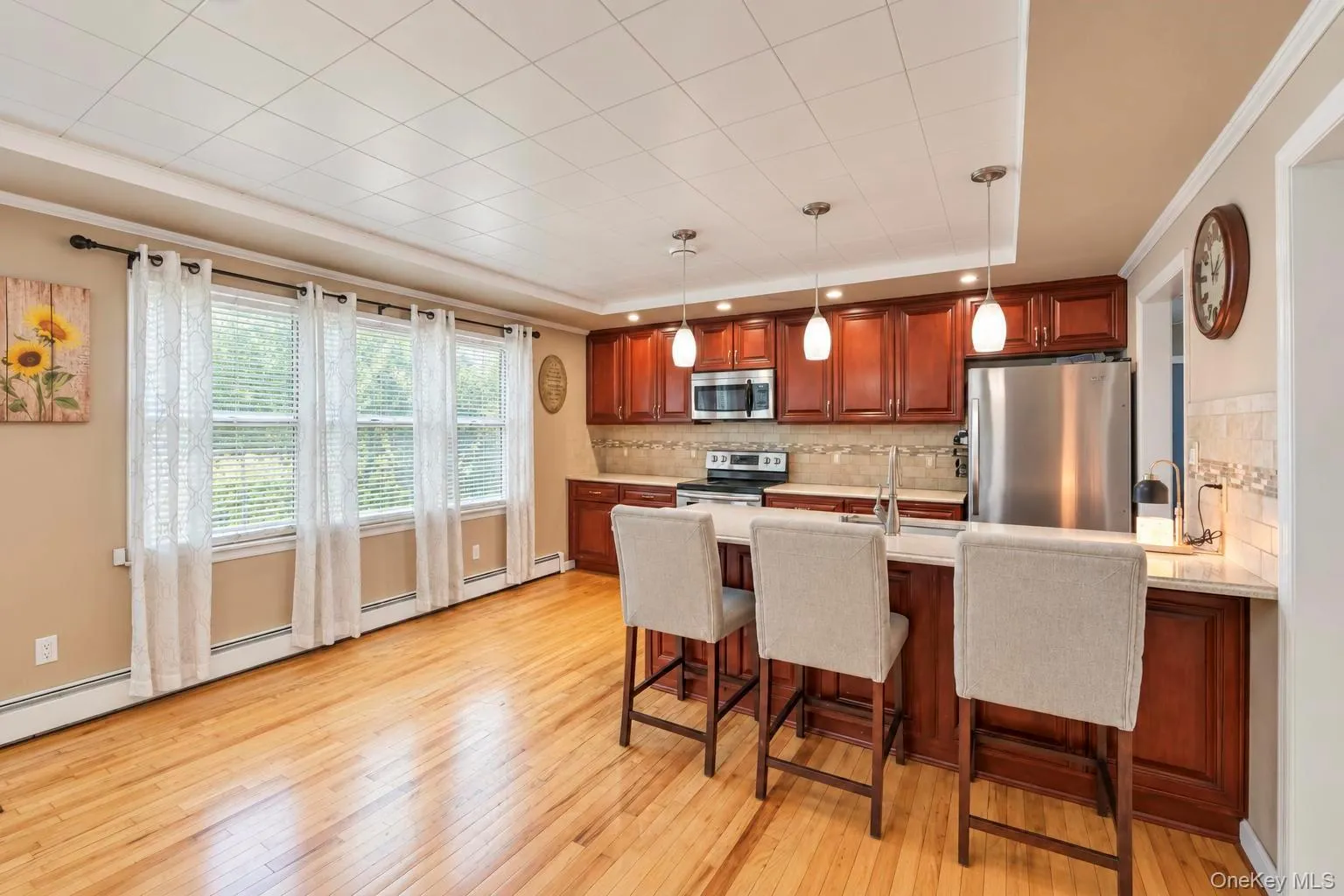 115 Colin Drive, Brookhaven, NY, 3 Bedrooms Bedrooms, 6 Rooms Rooms,1 BathroomBathrooms,Residential,For Rent,Colin,0,1048699 115 Colin Drive, Brookhaven, NY, 3 Bedrooms Bedrooms, 6 Rooms Rooms,1 BathroomBathrooms,Residential,For Rent,Colin,0,1048699