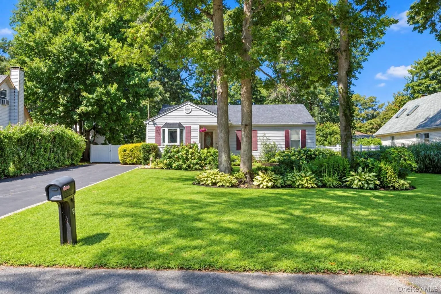 115 Colin Drive, Brookhaven, NY, 3 Bedrooms Bedrooms, 6 Rooms Rooms,1 BathroomBathrooms,Residential,For Rent,Colin,0,1048699 115 Colin Drive, Brookhaven, NY, 3 Bedrooms Bedrooms, 6 Rooms Rooms,1 BathroomBathrooms,Residential,For Rent,Colin,0,1048699